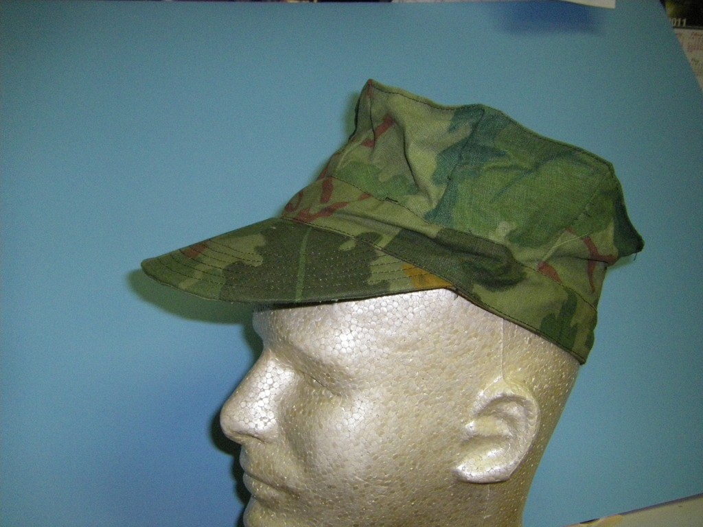 b0456-58 USMC Vietnam era Mitchell Camo Utility Cover