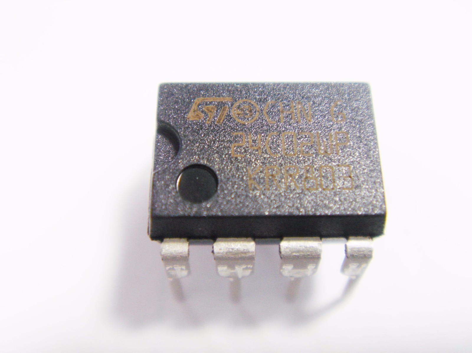 24C02 EEPROM 2KBIT I2C Serial DIL8 #AH21
