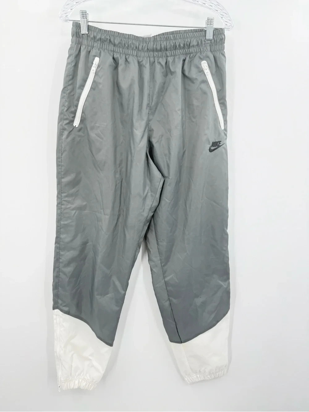 Nike Windrunner Woven Lined Pants DX0653-084 Size Medium Gray