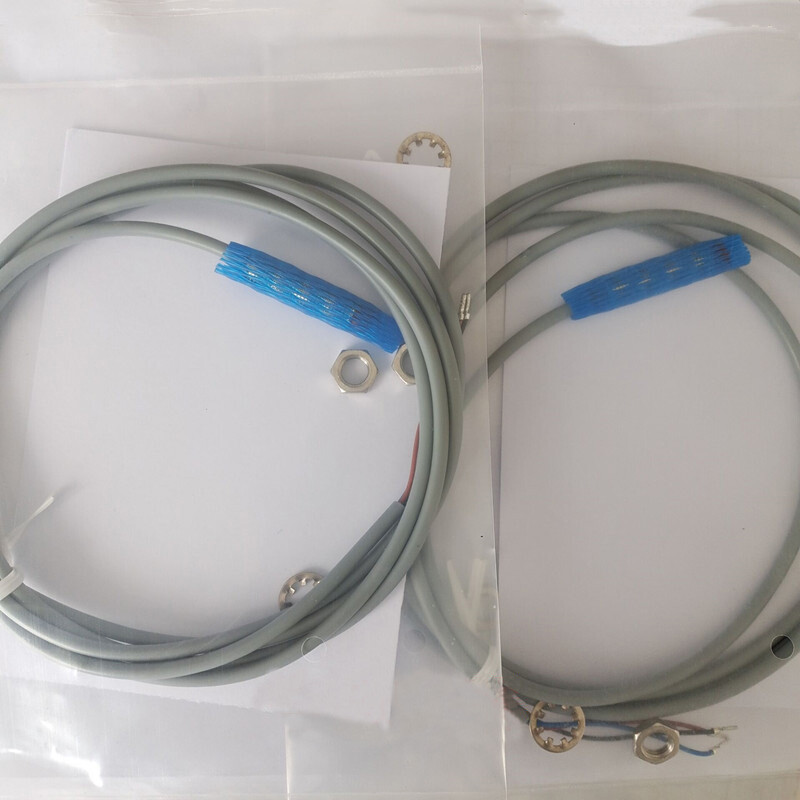 Leuze IS 218MM/2NO-8N0 Proximity Switch NEW