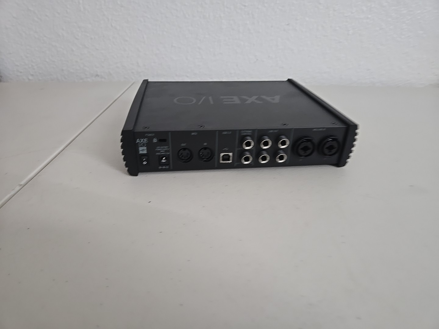 IK Multimedia AXE I/O SOLO USB Audio Interface Tested & Works 1086