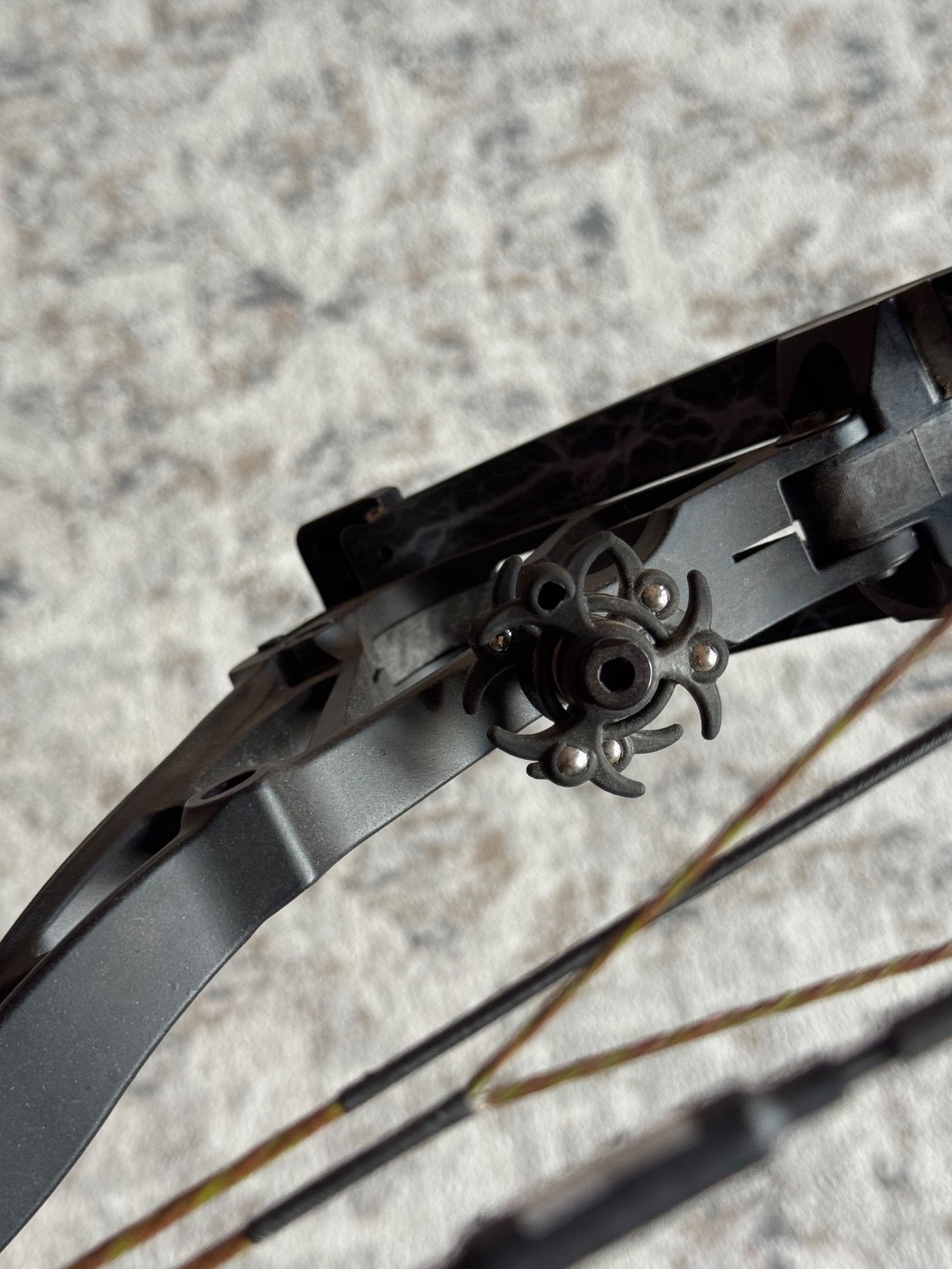 Bowtech RPM 360 RH Compound Bow w/Sliding Black Gold sight and QAD rest!