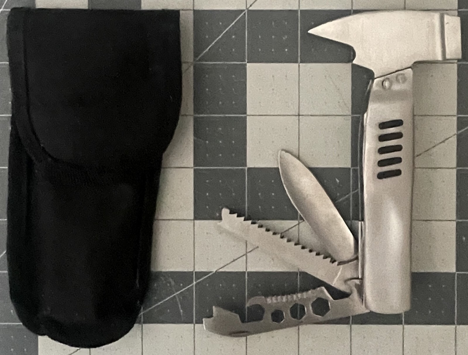 Multi-Tool with Case