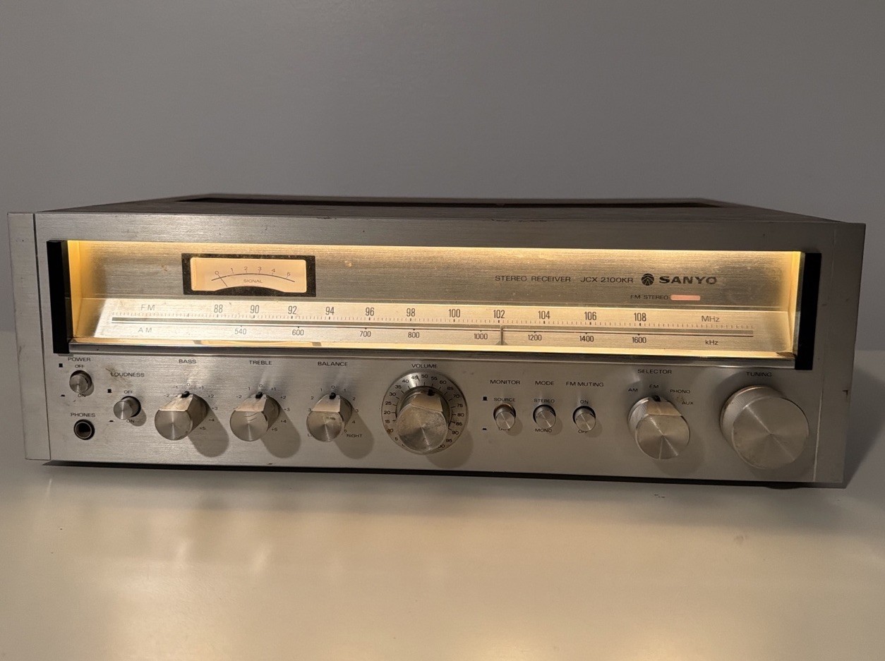 Vintage Sanyo JCX 2100KR Stereo Receiver  - Testing & Working (SEE DESC)