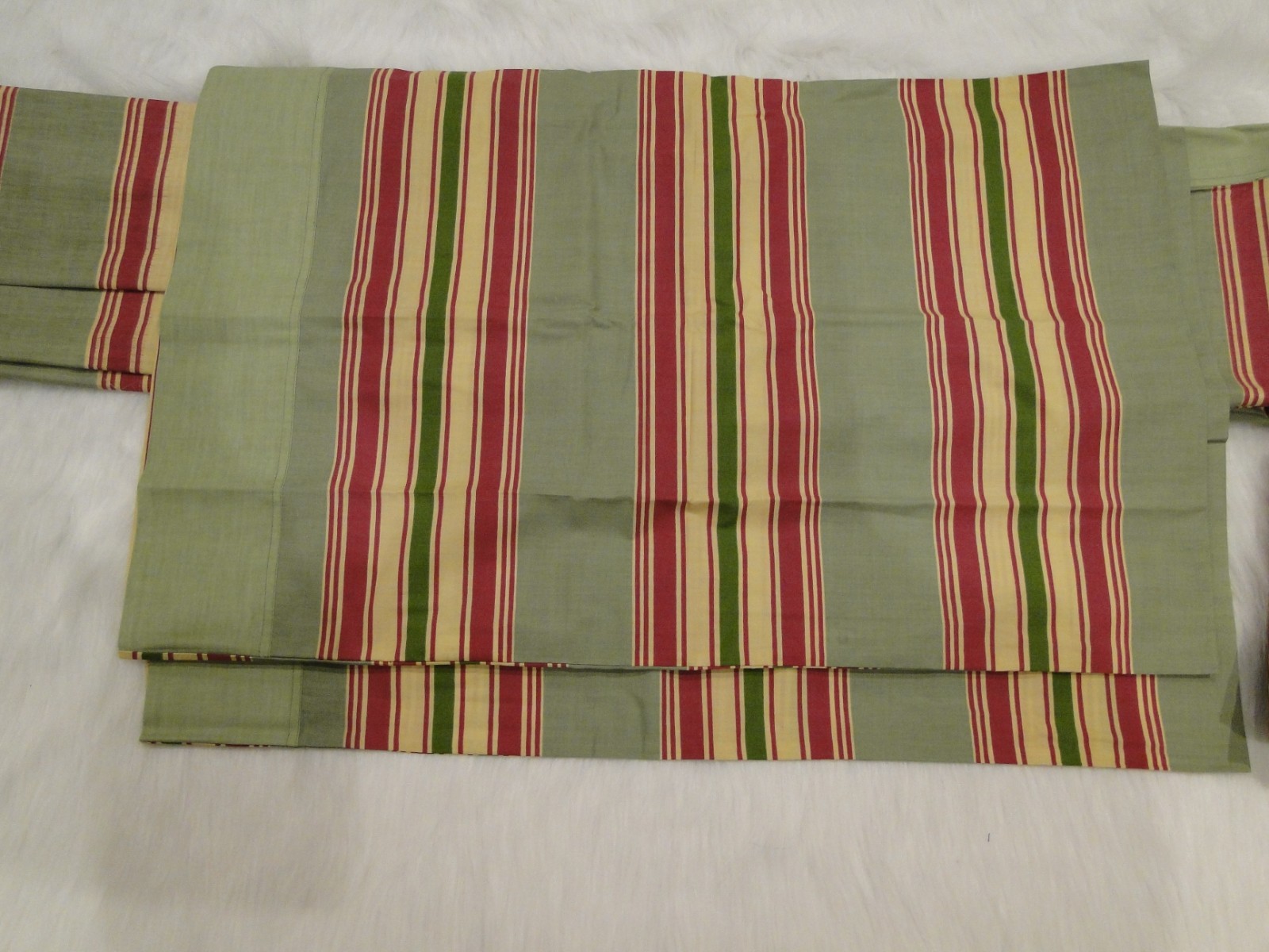 Last Sale!!! Double Bed Size Patridge Bed Sheet