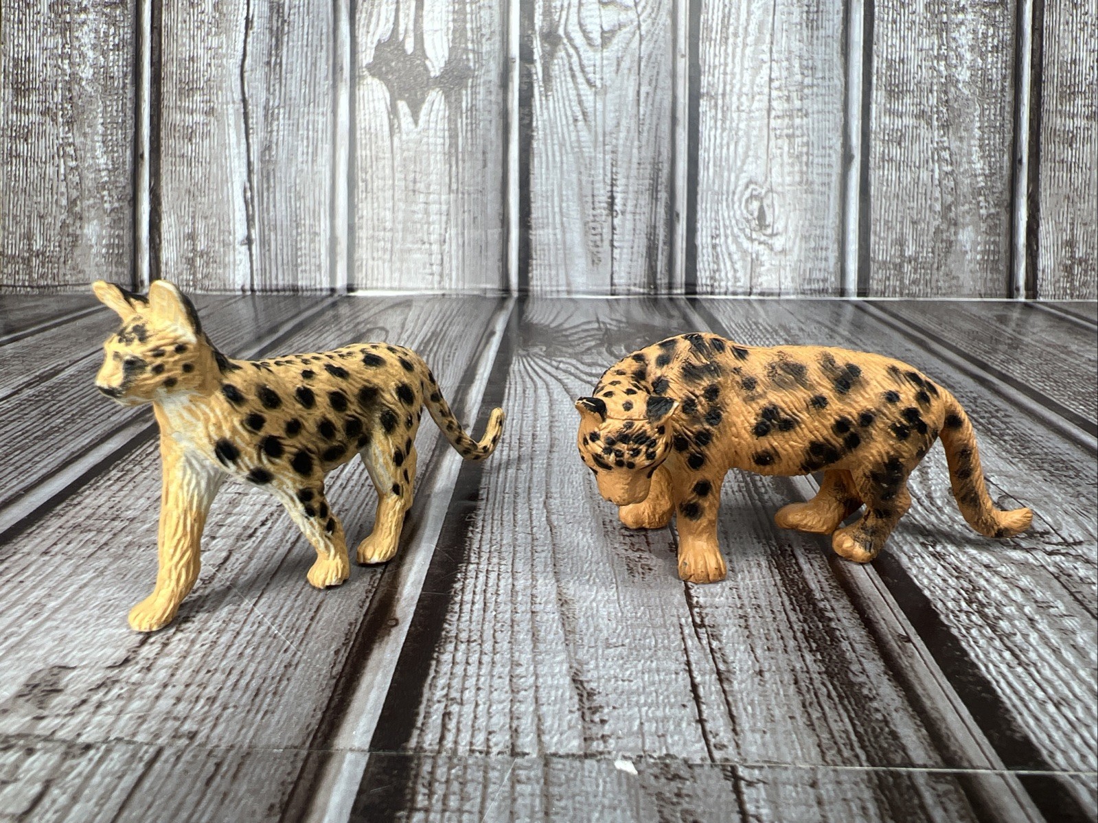 1998 K&M International Serval Jaguar Miniature Toy Plastic Animal Figure Lot