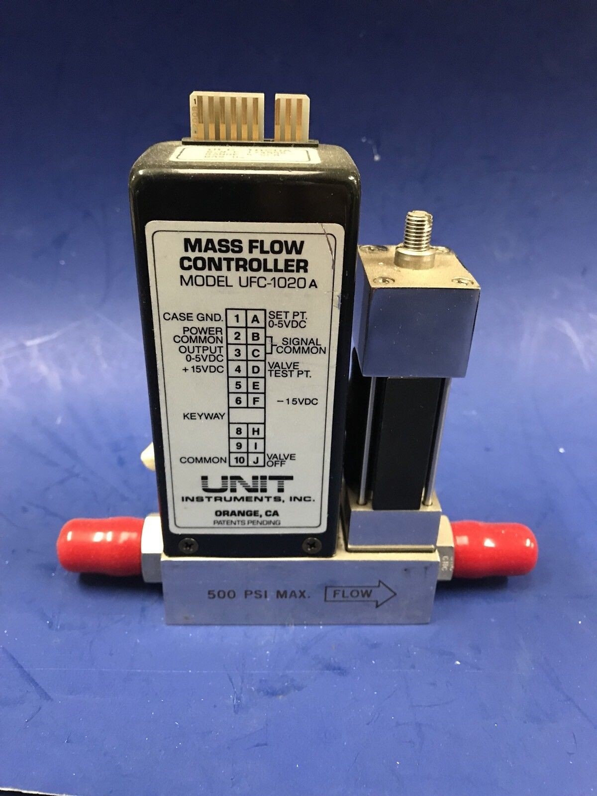 Unit UFC-1020A, MFC, Mass Flow Controller, O2, 5 SLM, 1/4" VCR, Used