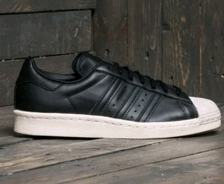 Adidas Superstar 82 Low Shell Toe Men's Leather Shoe Black/White/Gold [GW1799]
