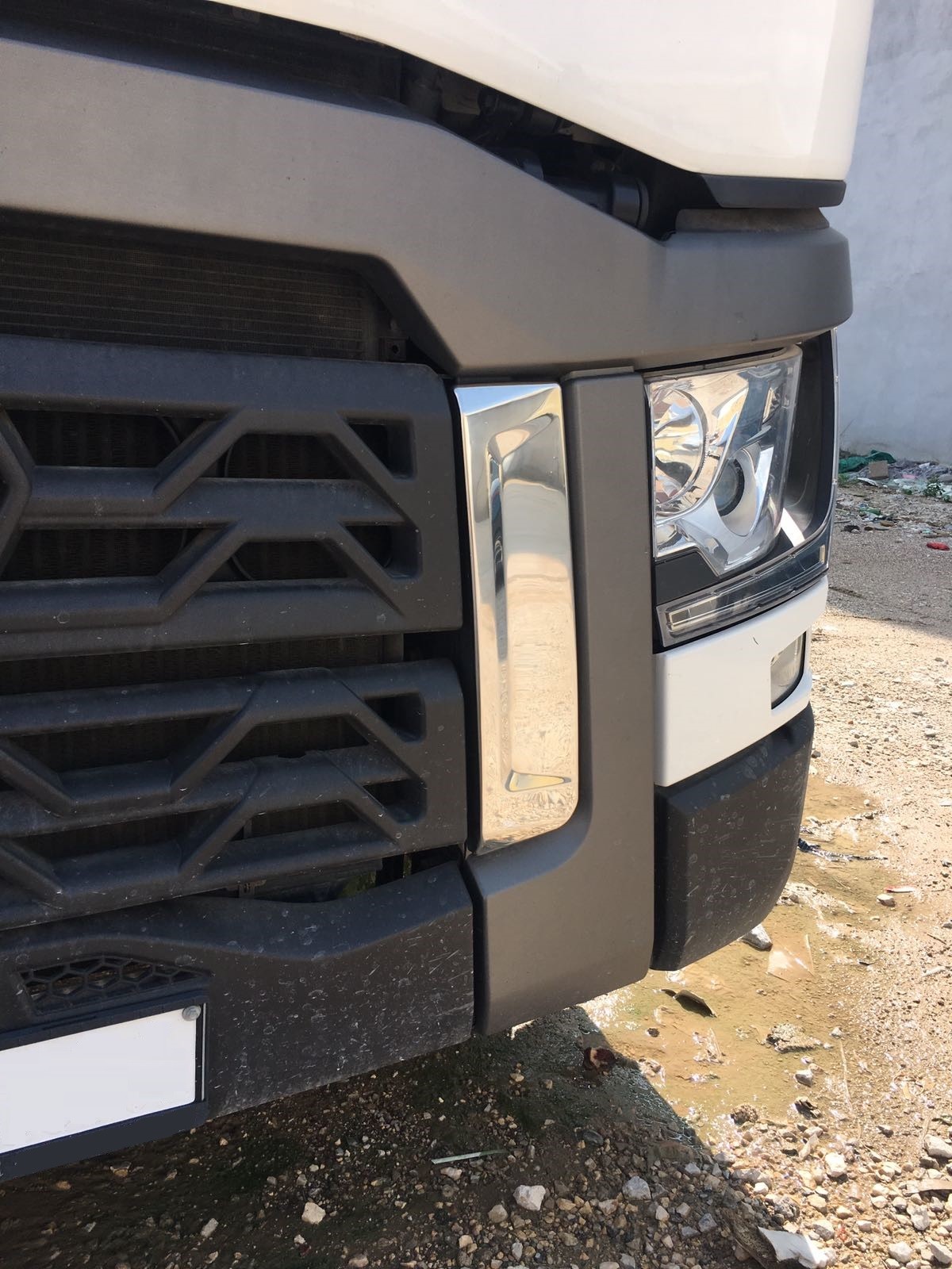 2x 3D Mirror Front Grille Side Trim Covers Decorations for Renault T 2013-2021