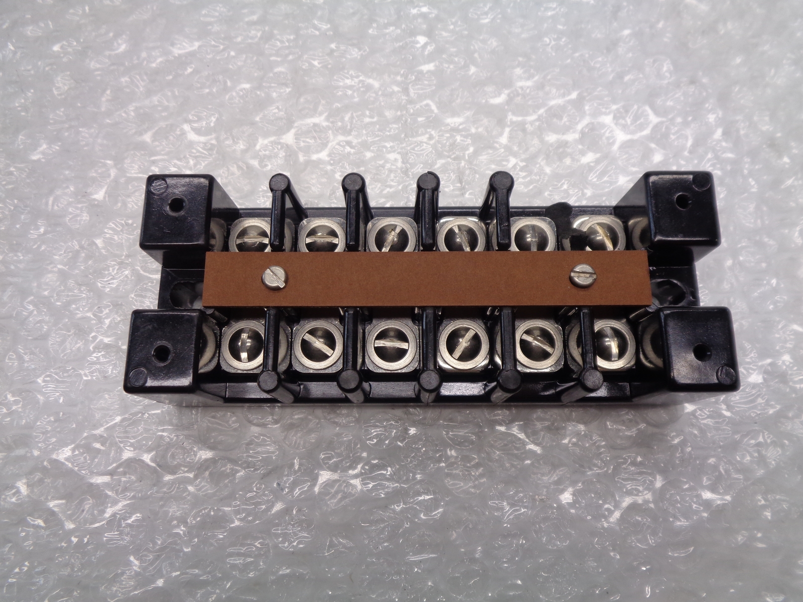 INDUSTRIAL SPARE 1606505 RELAY BASE NSNP