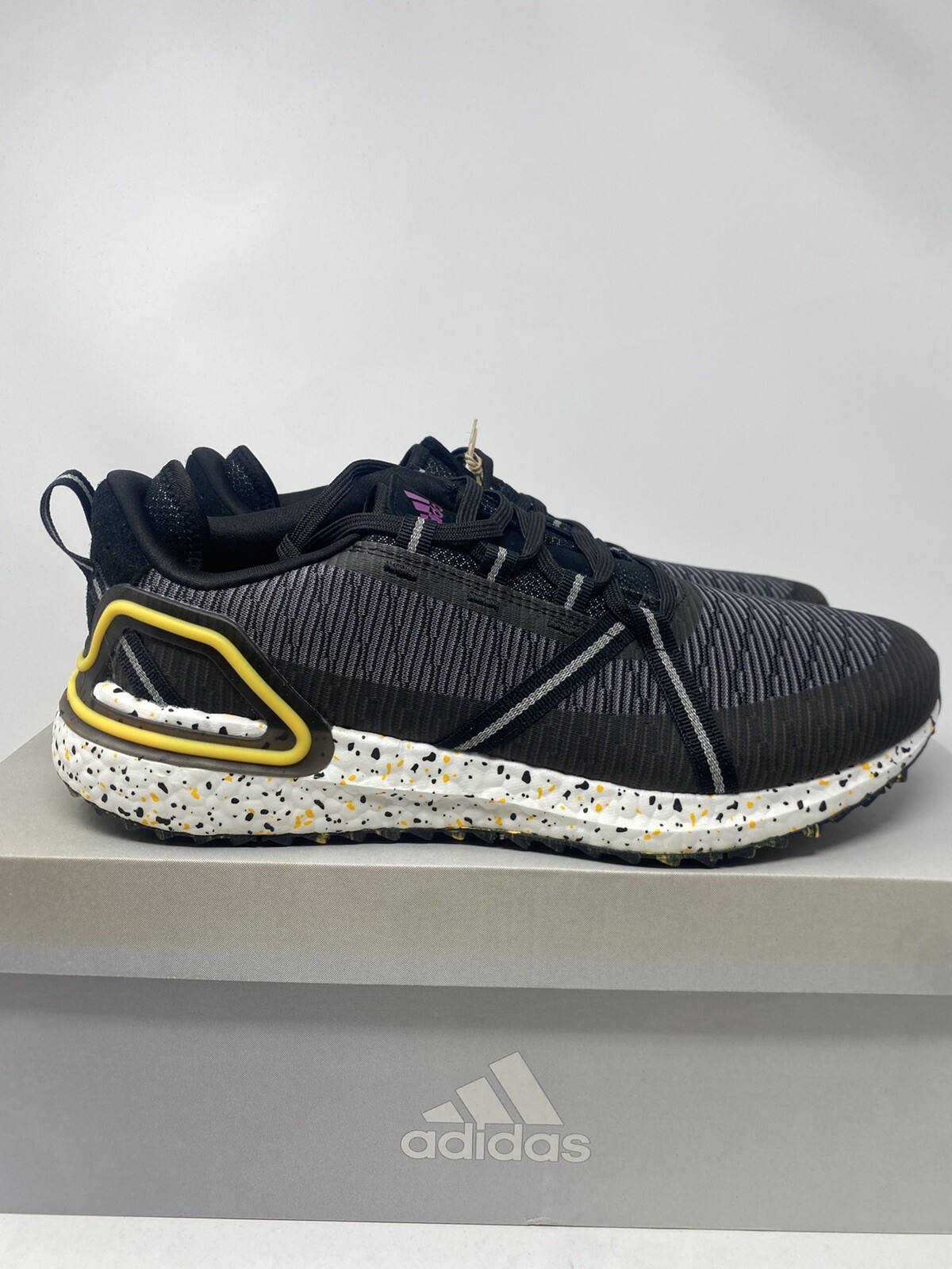 Adidas Solarthon Boost Golf Shoes Spikeless Black Yellow White FZ1024 Mens Size