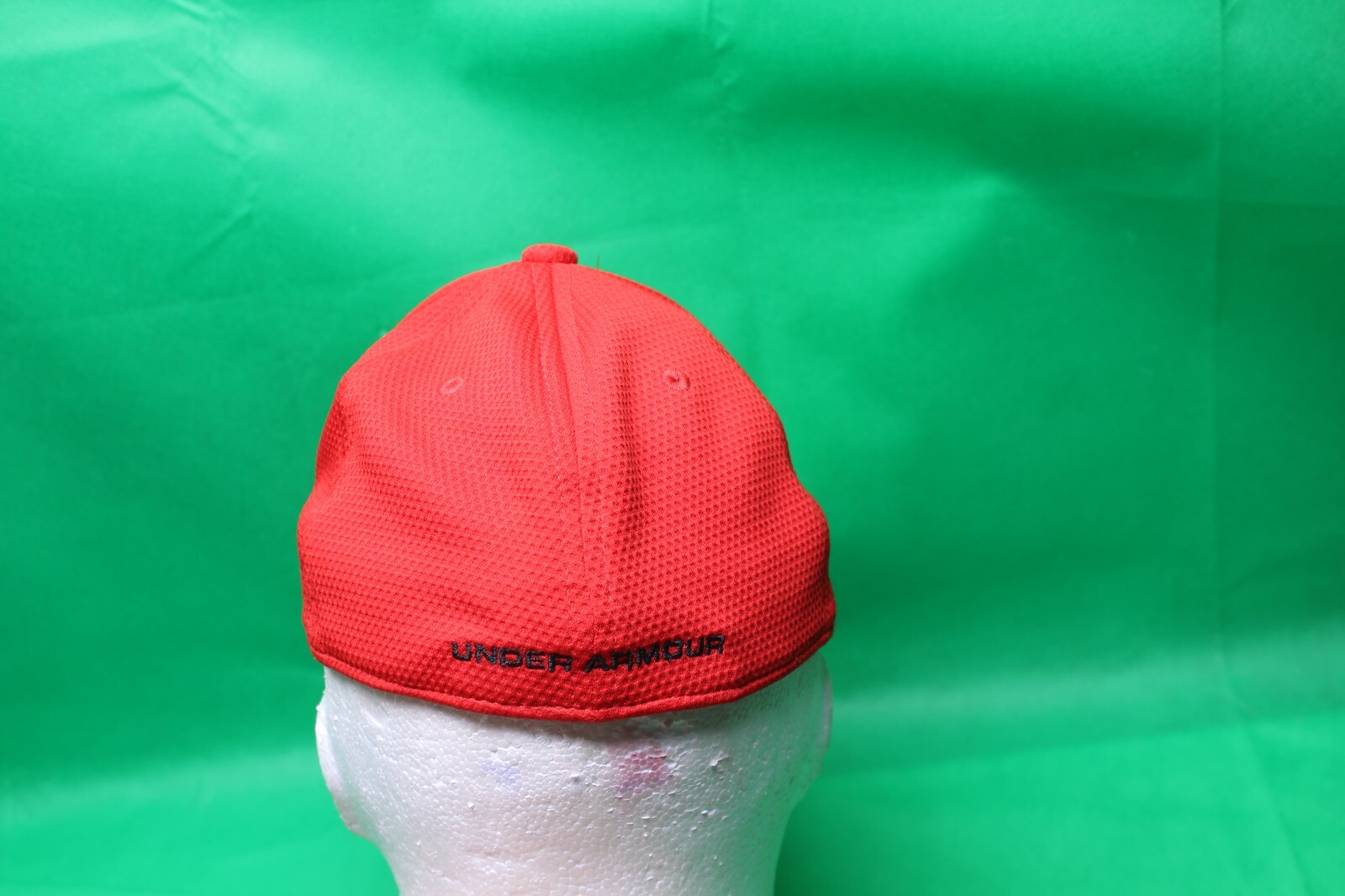 Under Armour Red Baseball Cap hat Black Logo Youth Classic Fit S/M Fitted