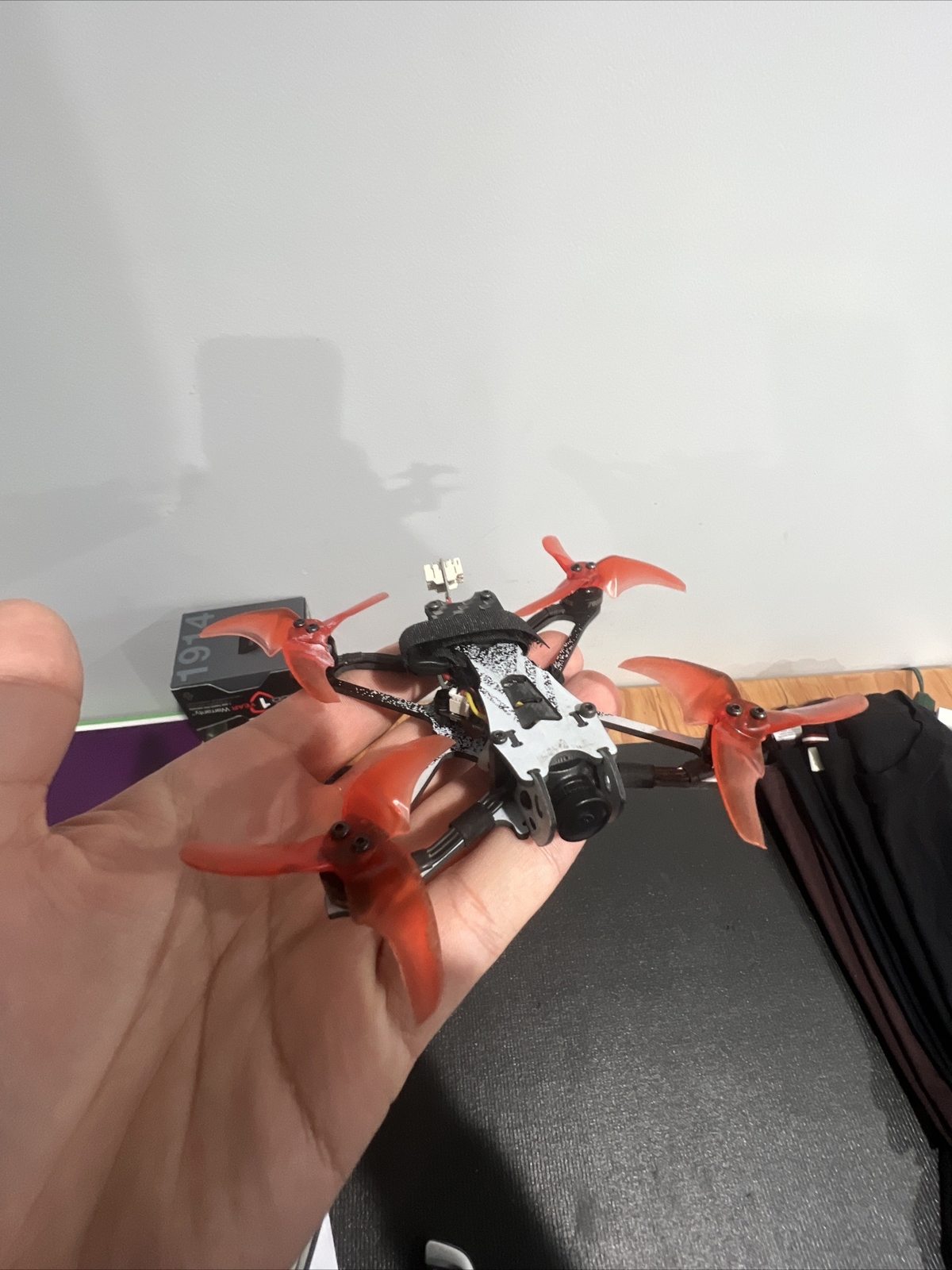 emaxx tinyhawk