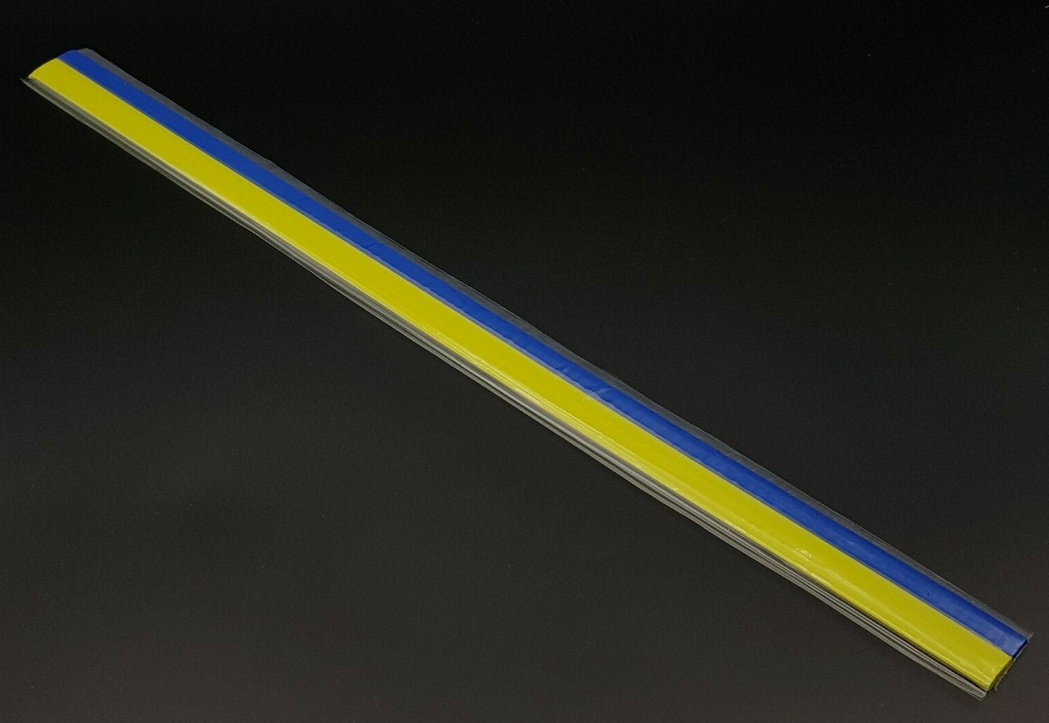 Green Stuff - 18" (46cm)  - Kneadatite Blue Yellow - Epoxy Putty Wargaming