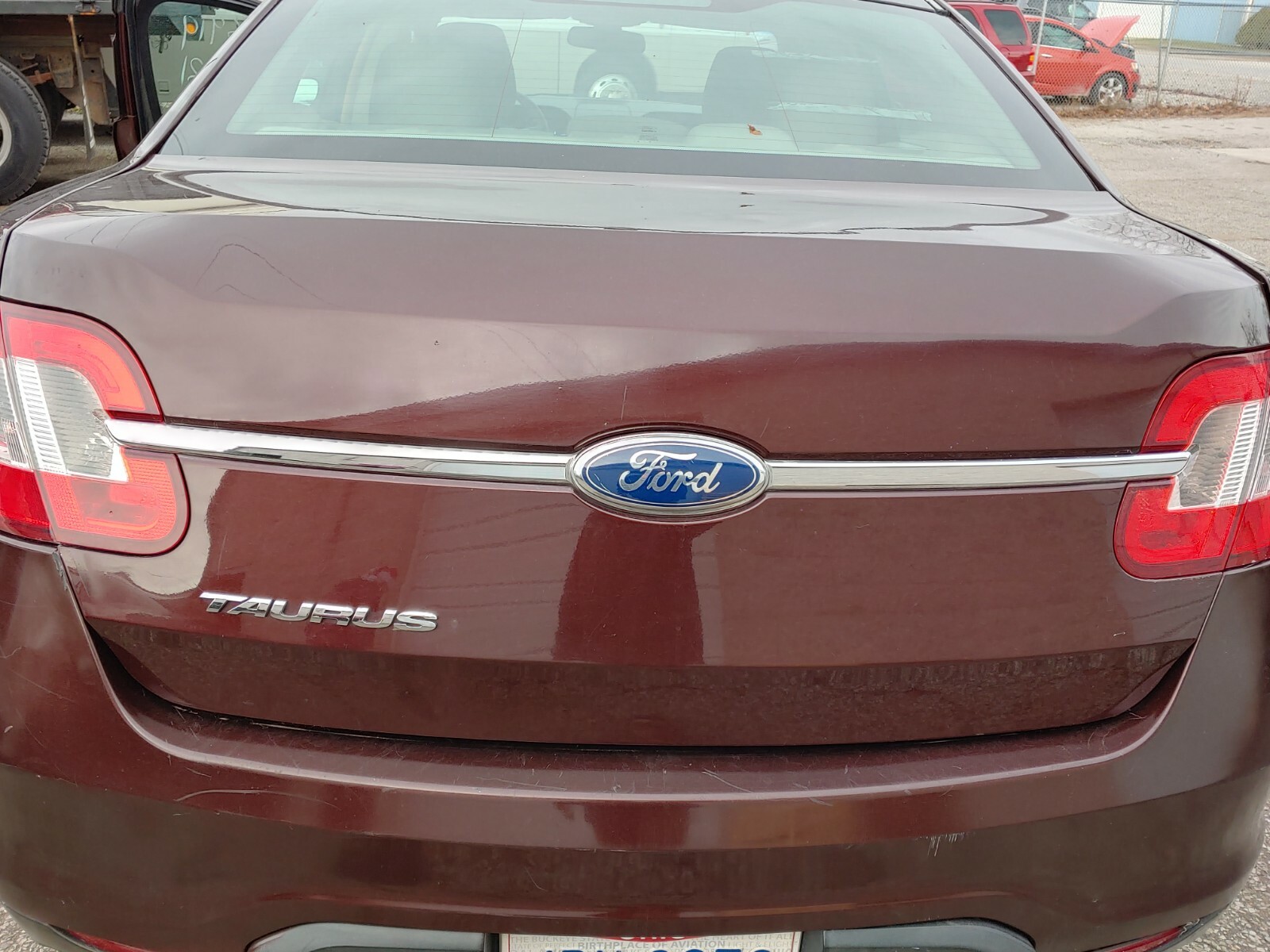 2010-2012 Ford Taurus SE Lighter OEM Cigarette