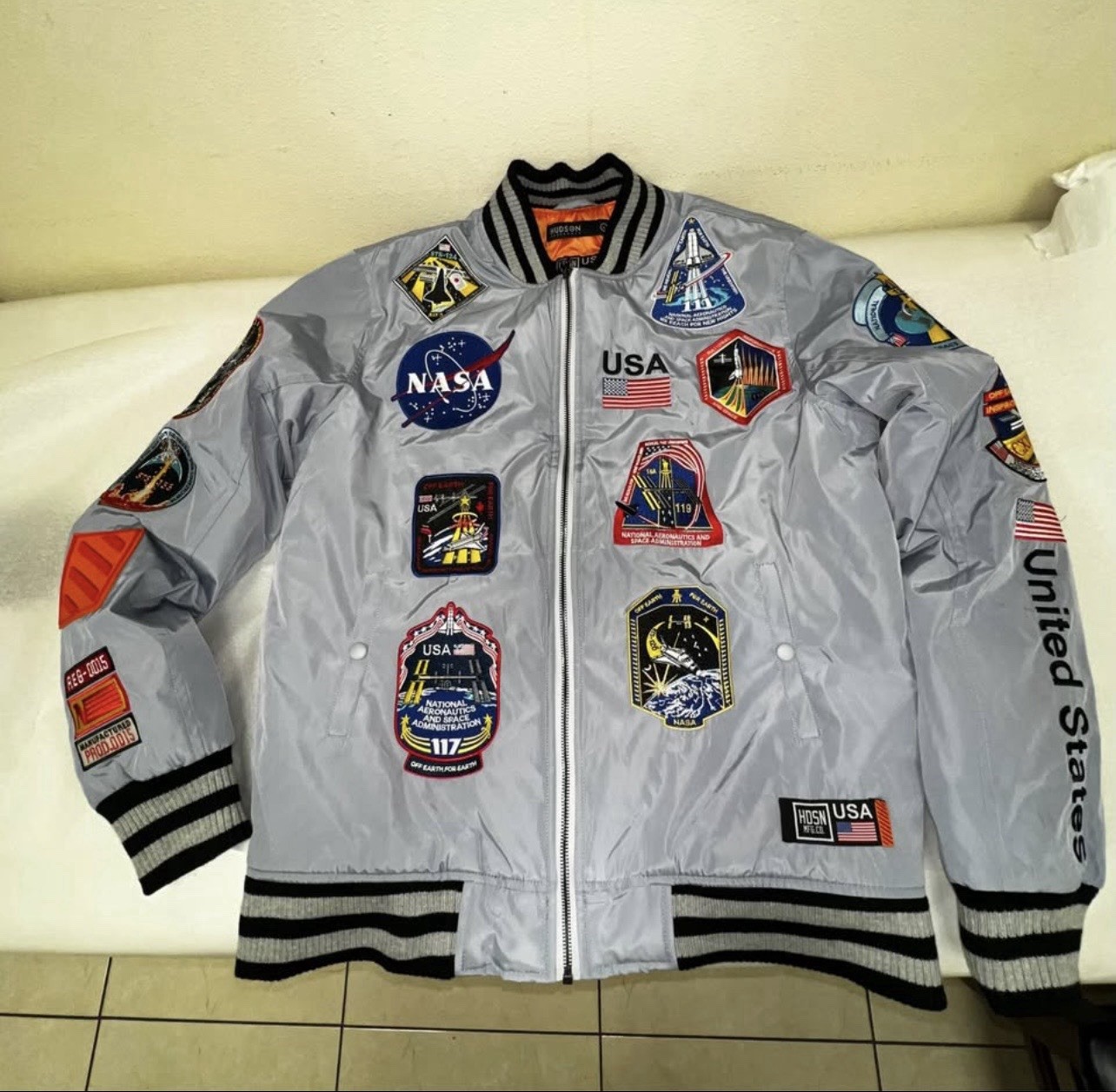 Hudson outerwear USA NASA  Bomber Jacket size L Gray with Orange Quilted Lining