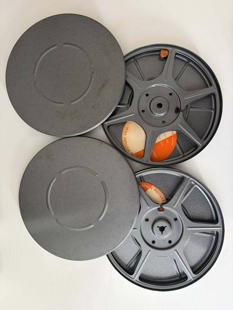 Pair of Vintage Compco 400ft 16mm/8mm Metal Movie Film Reels with Canisters