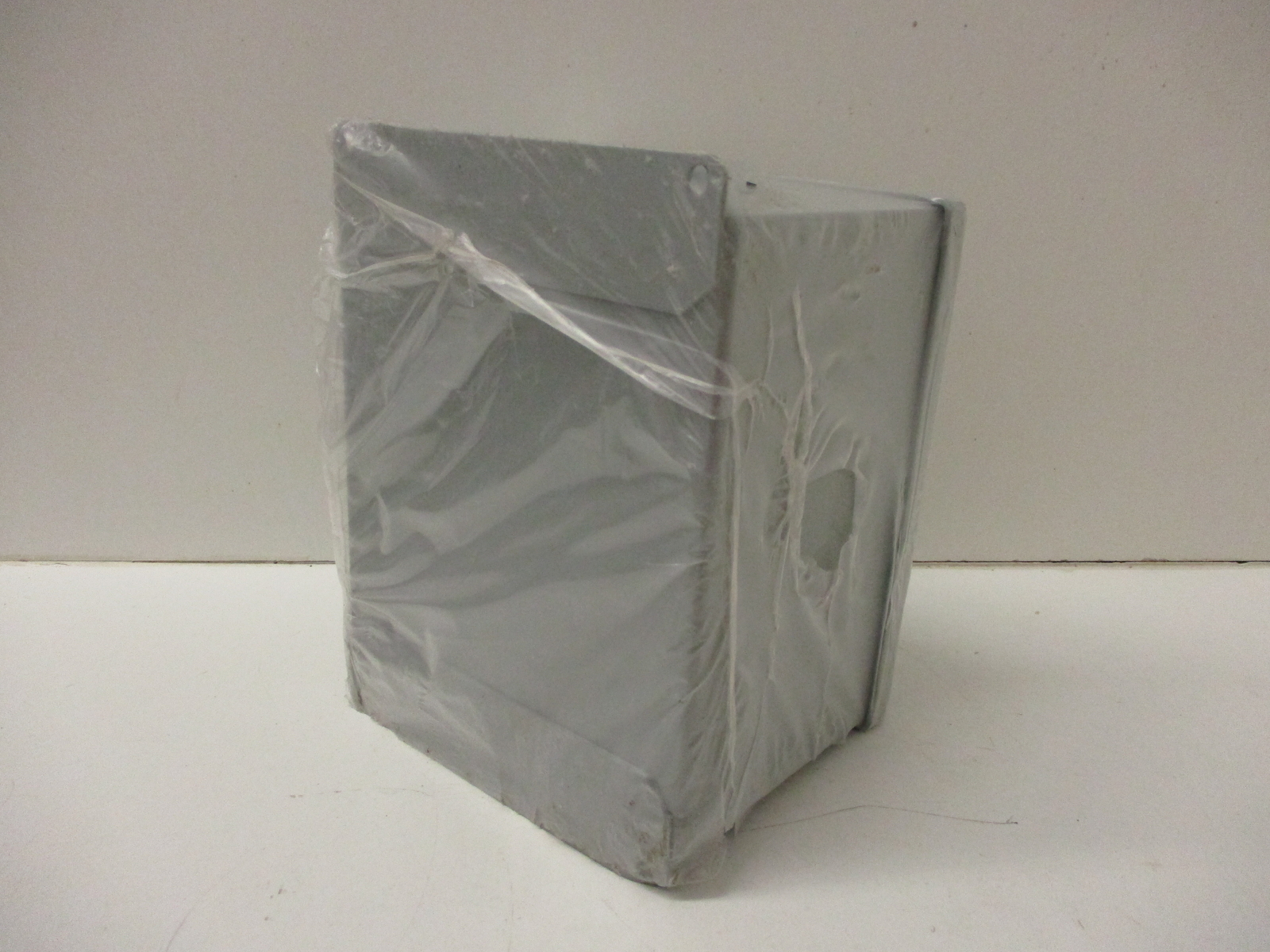 *NEW* HOFFMAN E4SPBX PUSH BUTTON ENCLOSURE