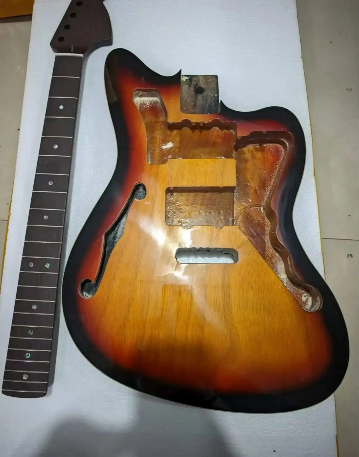 Tobacco Burst Guitar Body with Wenge Wood Neck Fit Jazzmaster Guitars