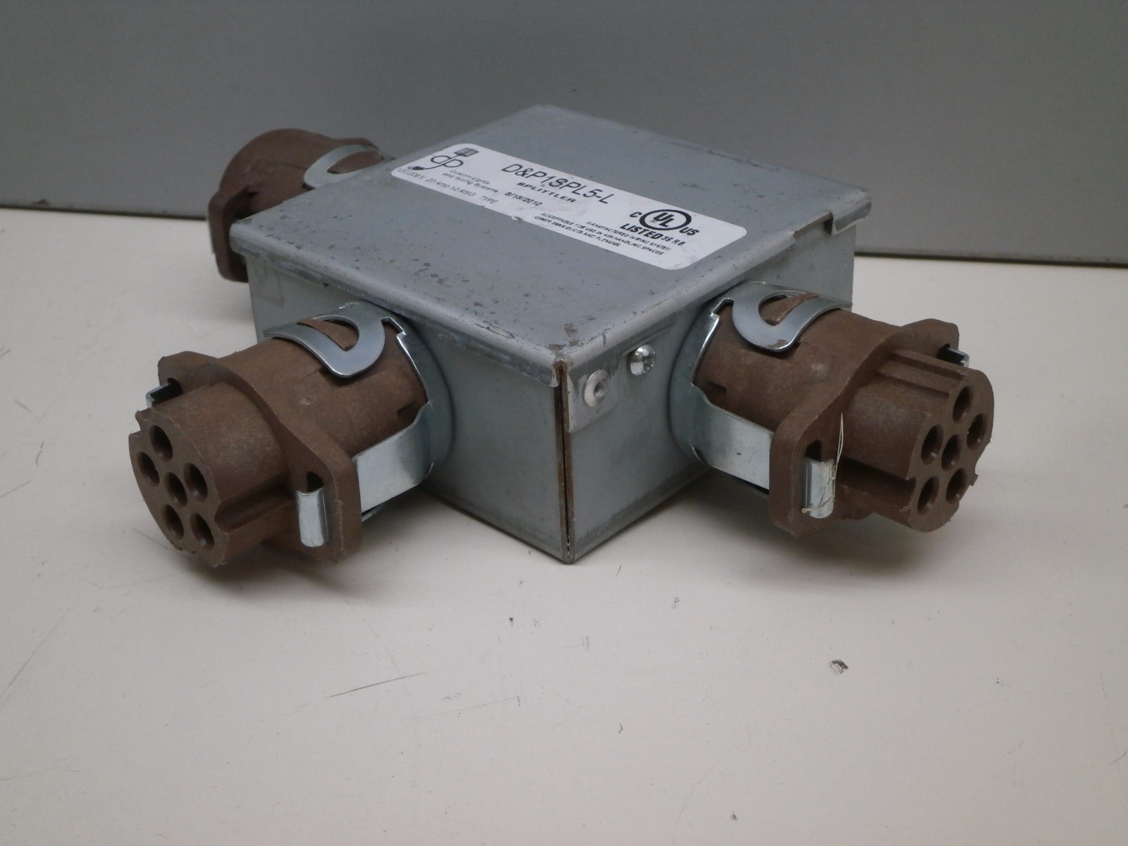 D&P Custom Lights and Wiring Systems 1SPL5-L Splitter Assembly