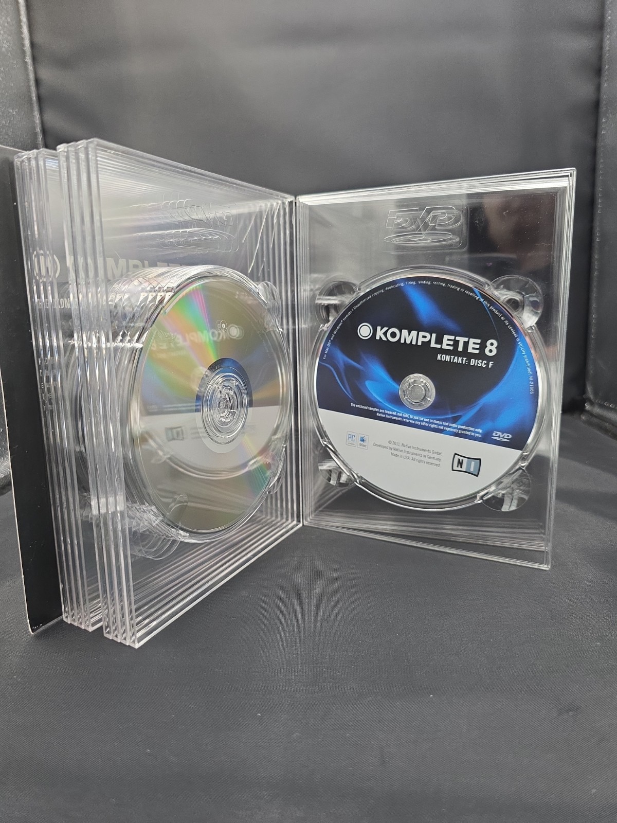Native Instruments Komplete 8 (with Serial Number and all disks)