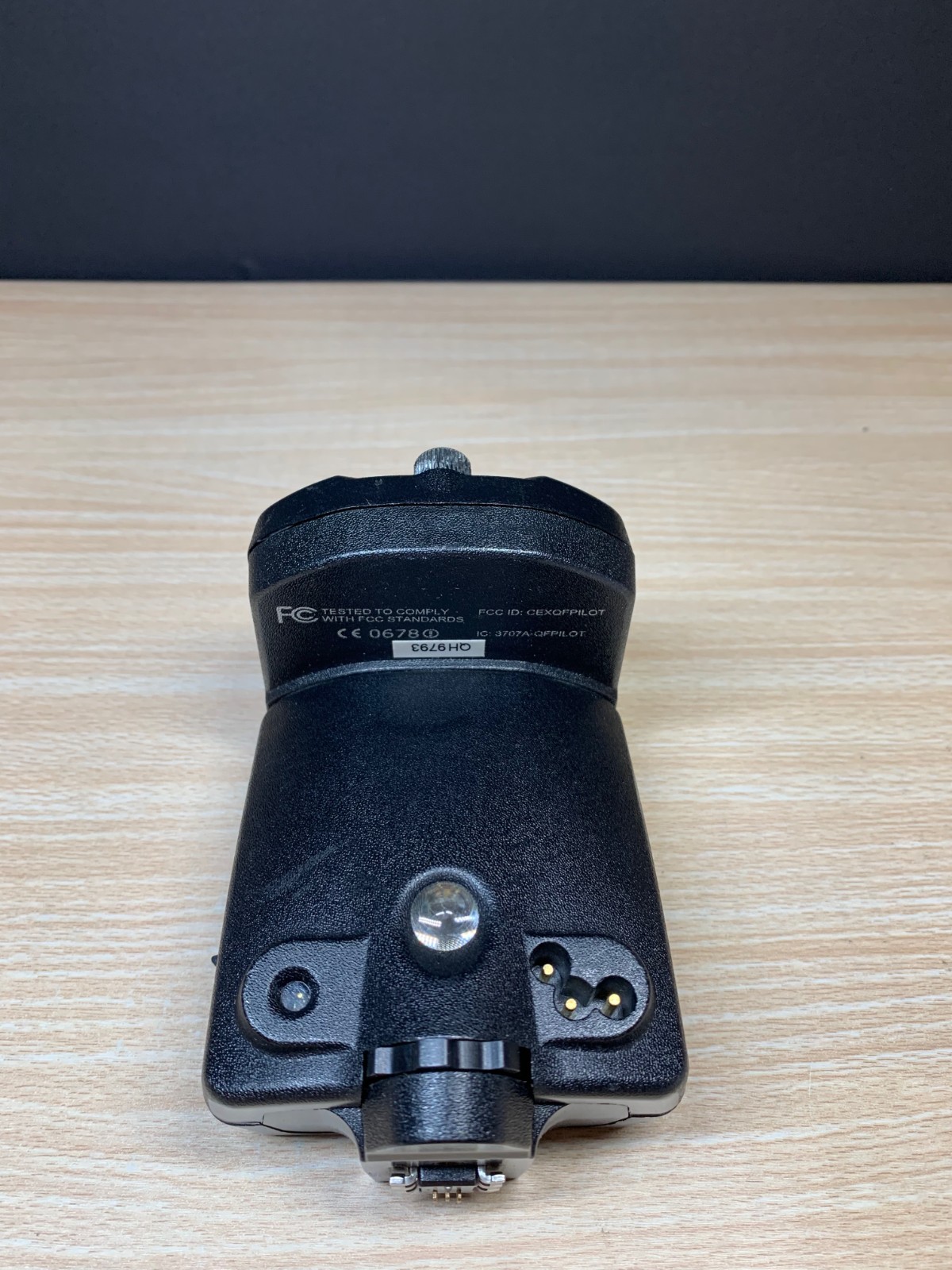 Quantum Instruments Qflash Pilot QF9C Wireless TTL Flash Controller (Canon)