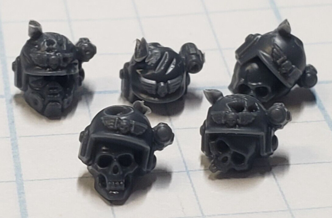 Warhammer 40k Battlefield Trophies Bits Cadian Kasrkin Skull Helmet Heads