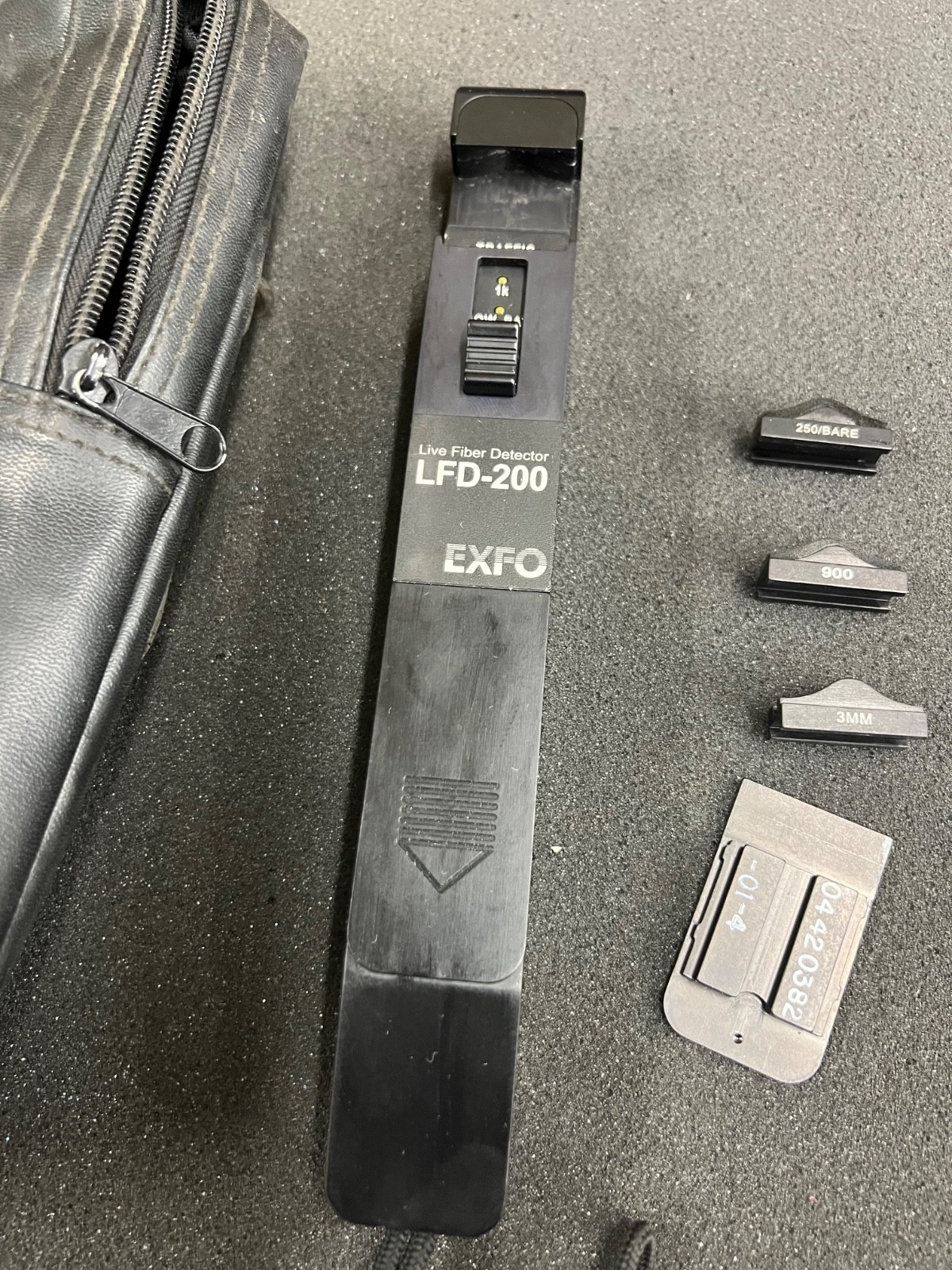 EXFO LFD-201 Live Fiber Detector w/case - Good condition