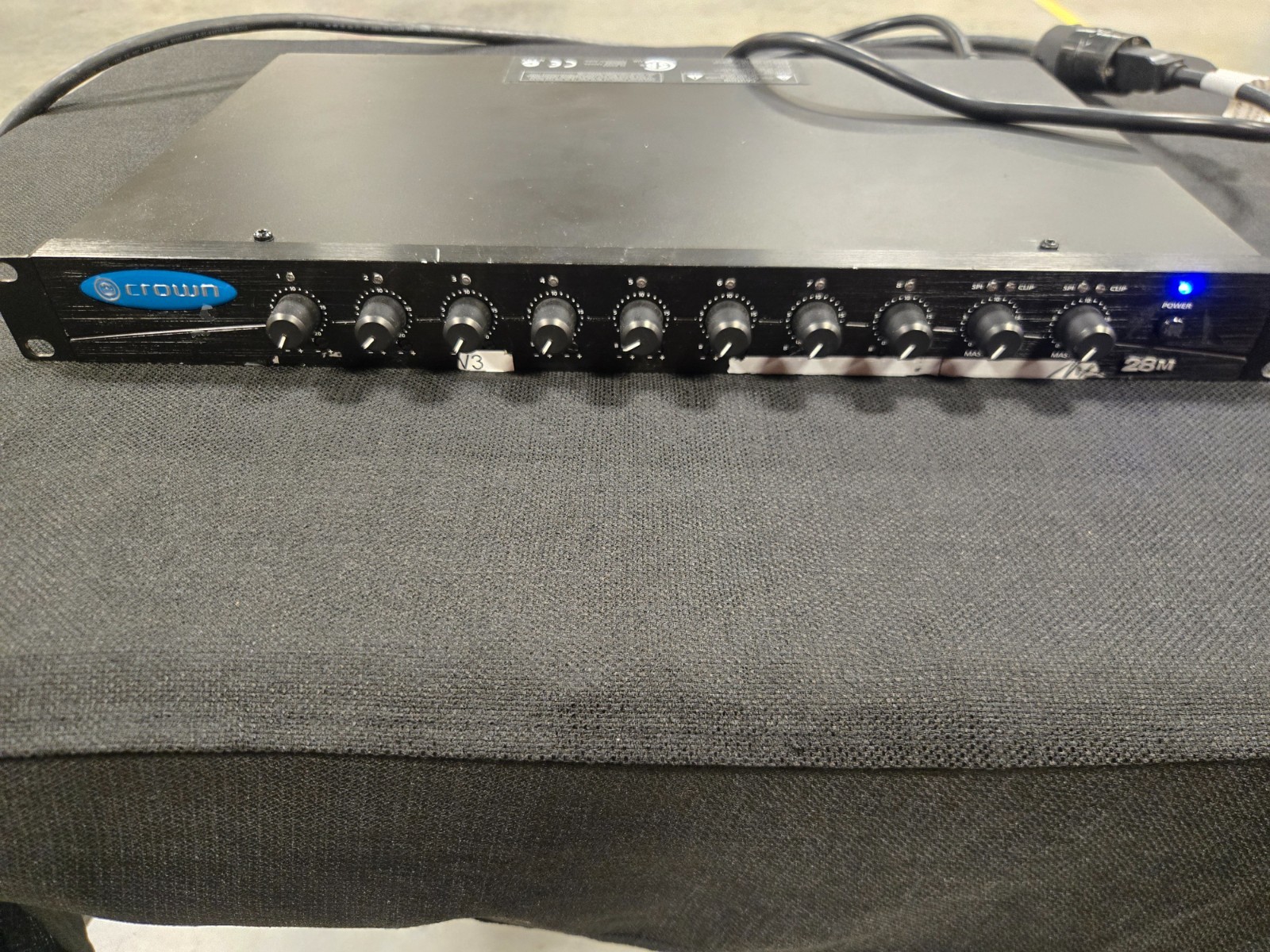Crown Audio 28M Rack-Mountable Preamplifier Mixer