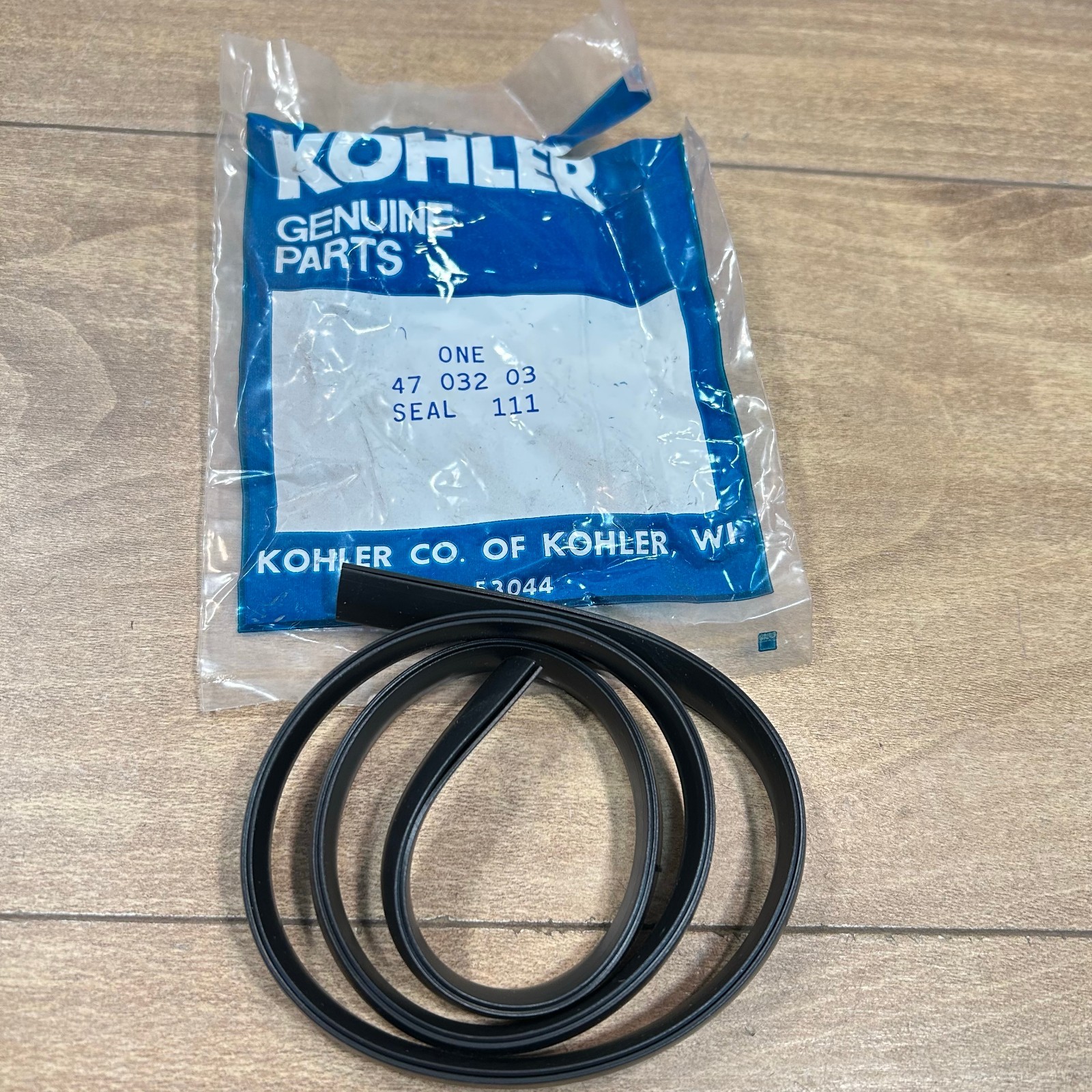New KOHLER OEM NOS AIR CLEANER COVER SEAL / 47 032 03