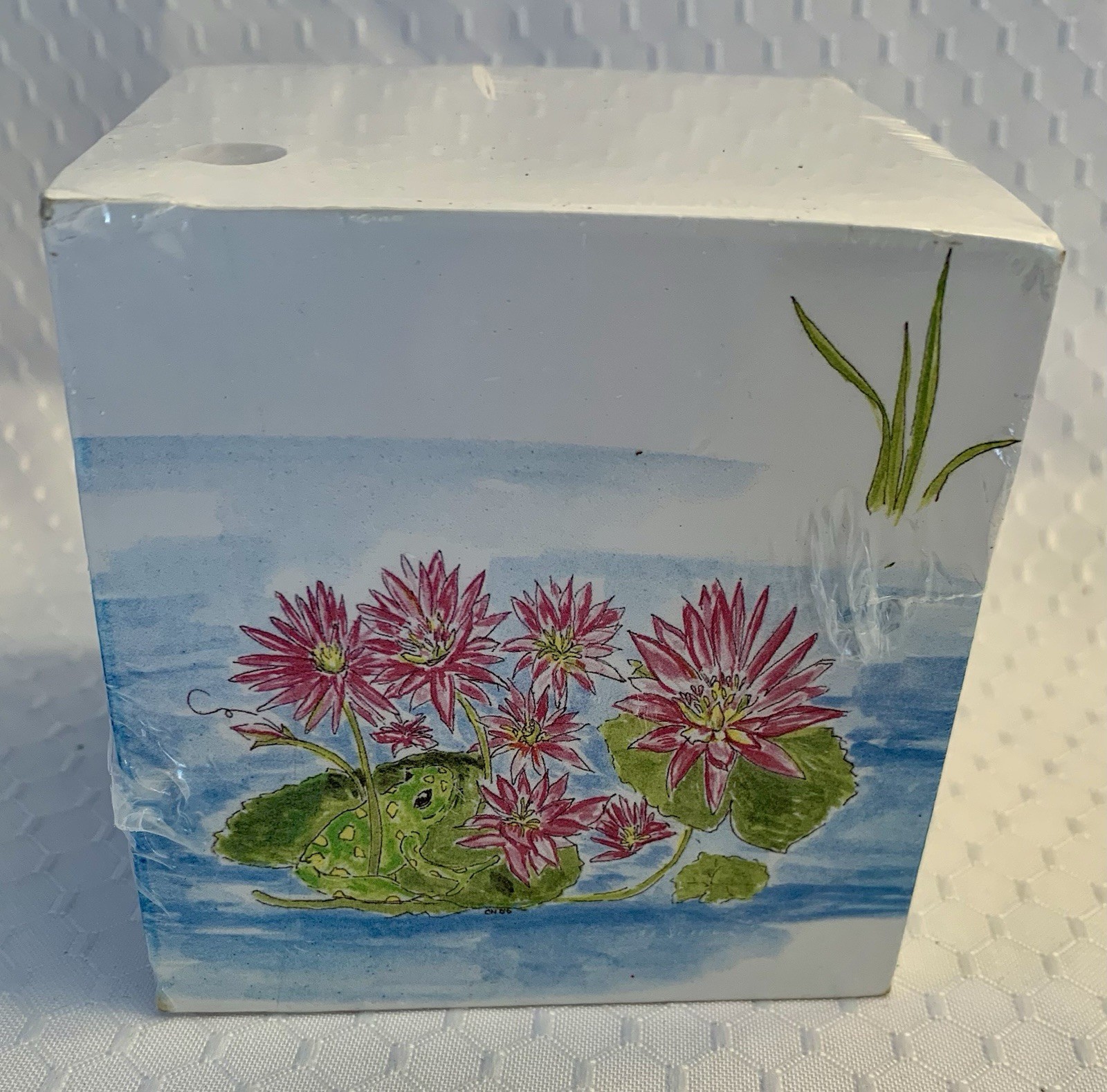 Block Note Pad Sealed Hole For Pen Marker Scribbling Ink 3.5” X 3.5” Memo Cube