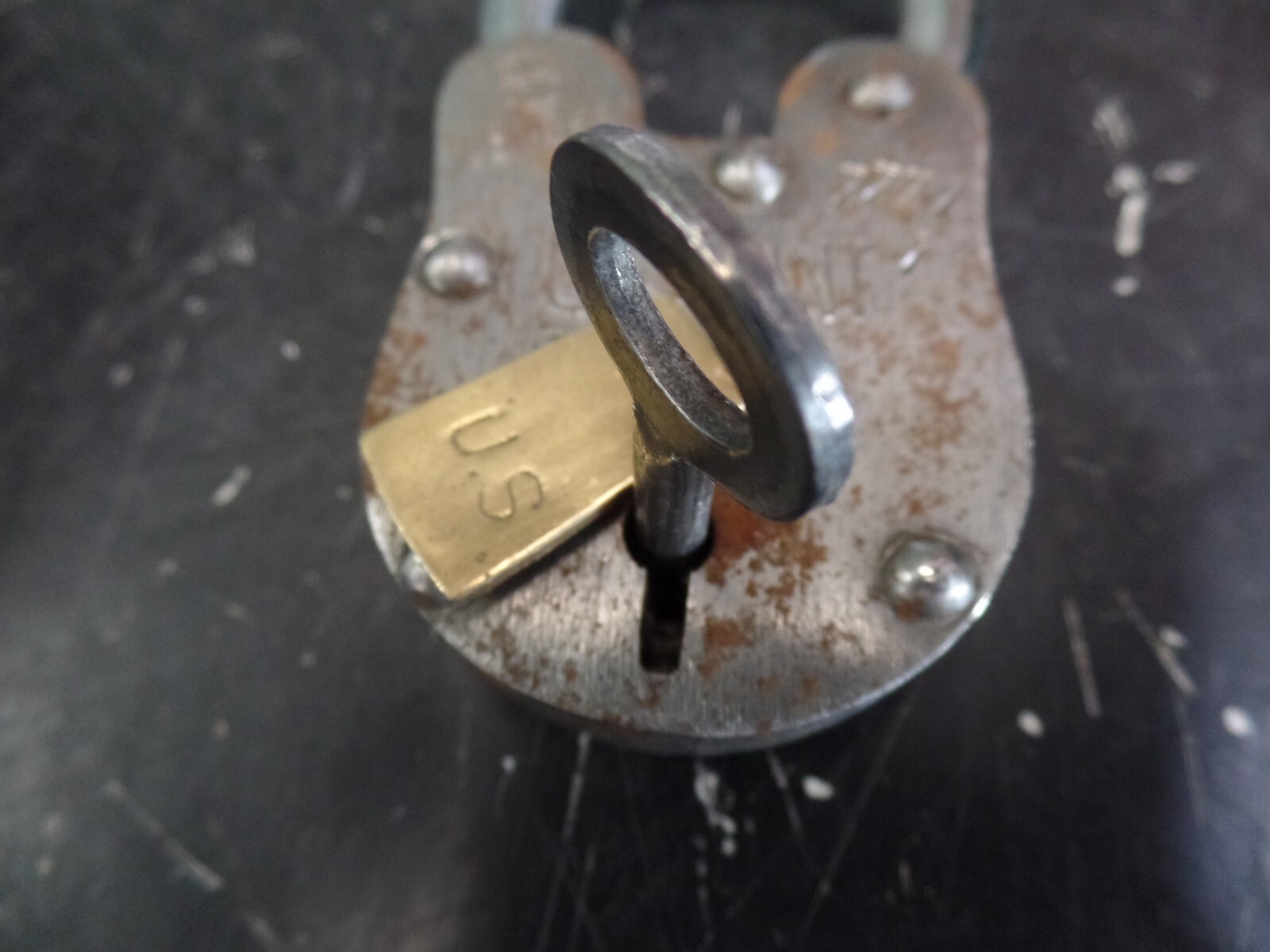 U S Mint Padlock Lock with Key No 100 8 Levers
