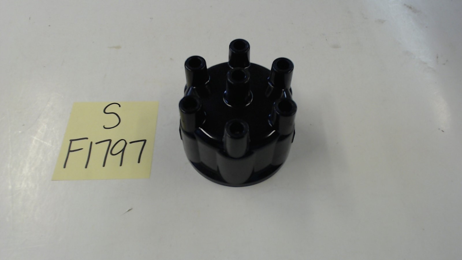 CH213 / AL72 / C171HD Distributor Cap