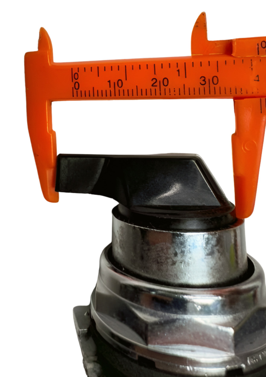 Cutler-Hammer Eaton 10250T3067 Maintained 4-Position Selector Switch, 30mm