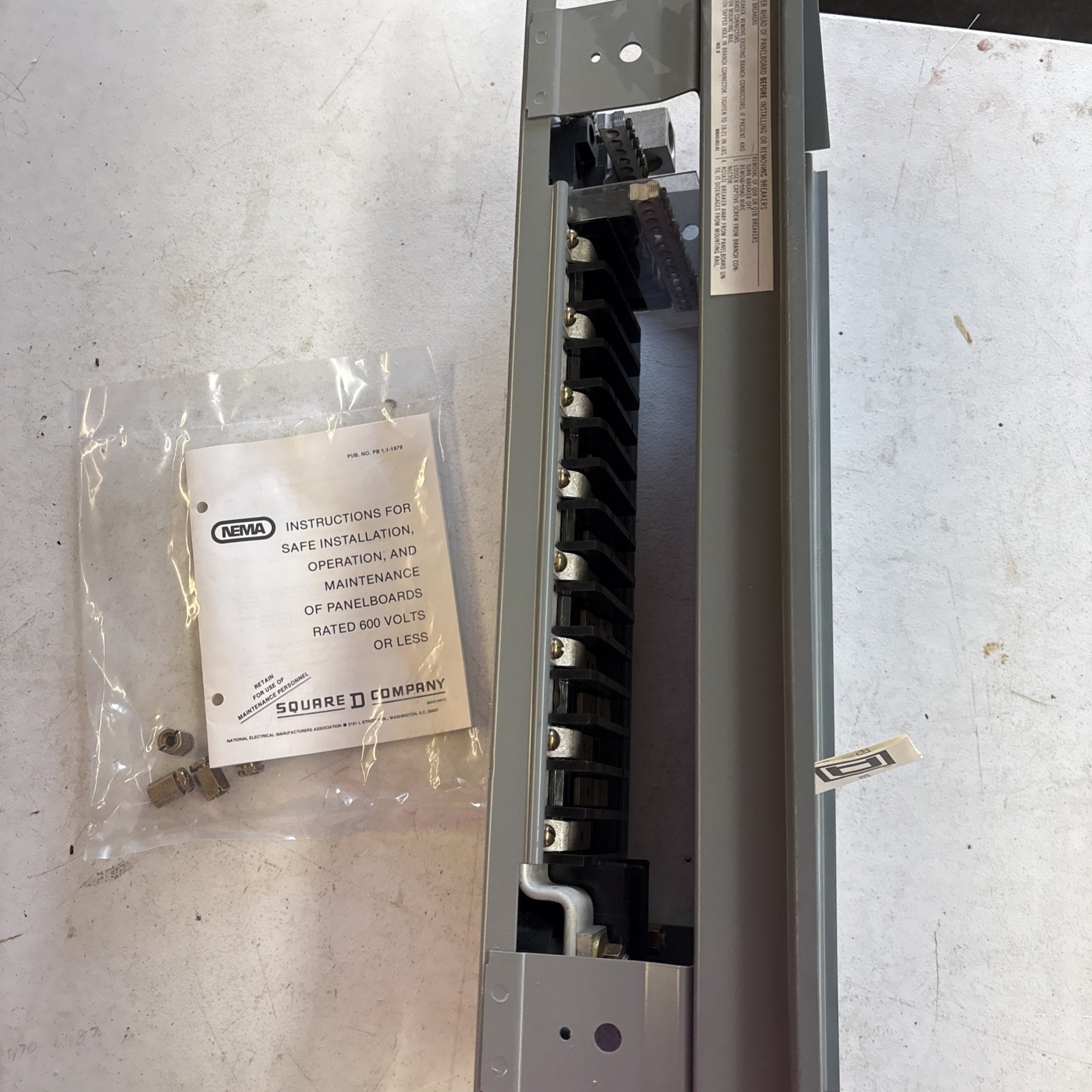 Square D NQOB-303 panelboard interior