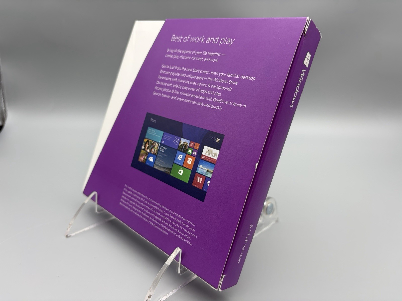 Microsoft Windows 8.1 Full Version 32 Bit and 64 Bit Discs w/Key