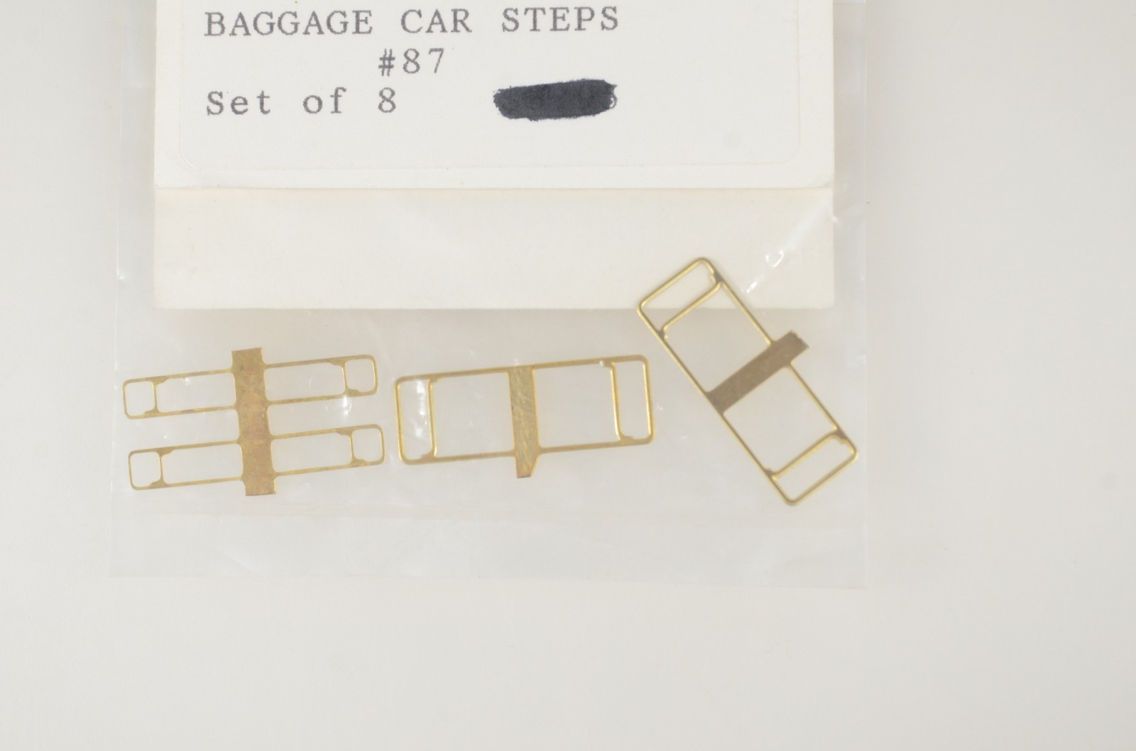 Kitbits HO Photo Etch Baggage Car Steps - Two Styles - 87