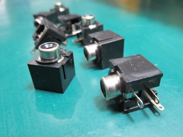 Phase Linear 4000, 2000, 1000 Original SMK /  RCA Jack.  NOS.  /  Qty 22 Pieces.