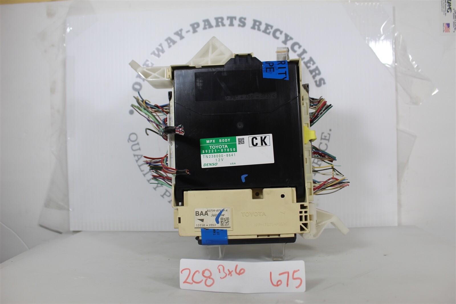 8922107050 TOYOTA AVALON 13-15 MULTIPLEX NETWORK BODY OEM W/ JUCTION 675 2C8 B6