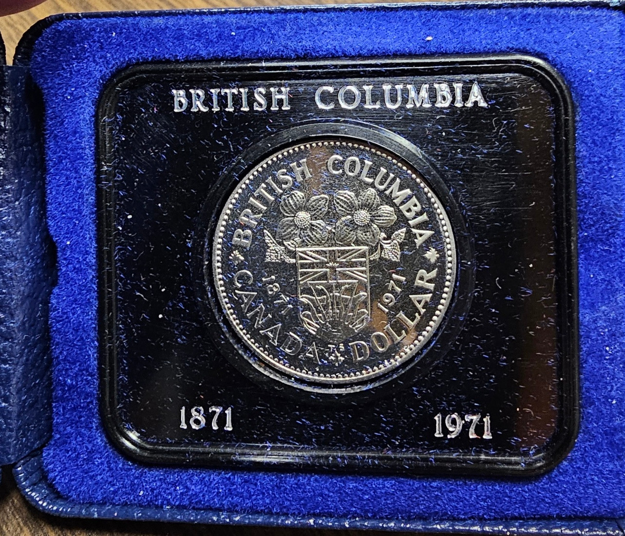 1971-1976 Canada Uncirculated Nickel Dollars 7 in their original mint case
