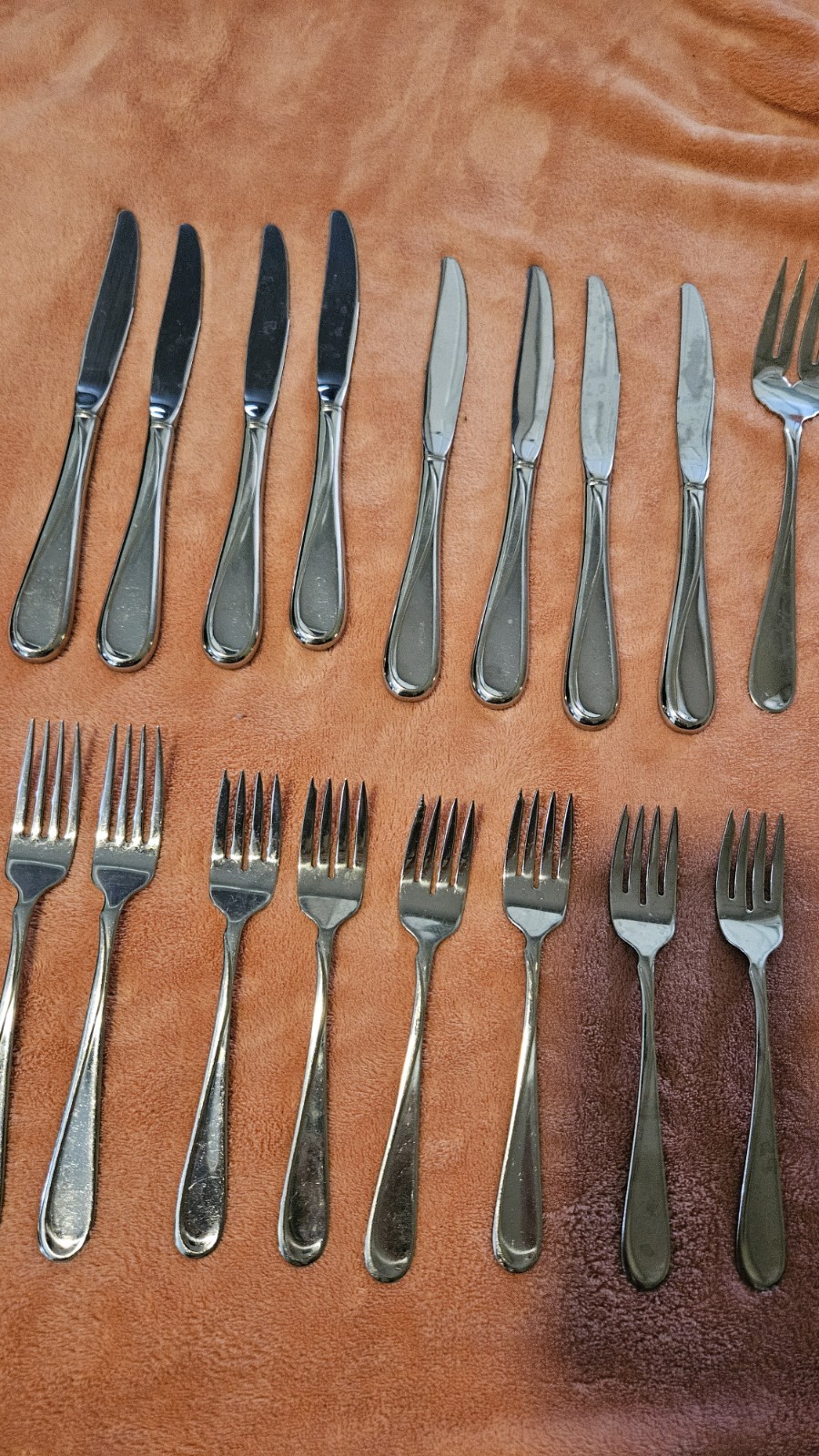Place Settings Oneida SOAR Stainless Glossy 30 Total Pieces