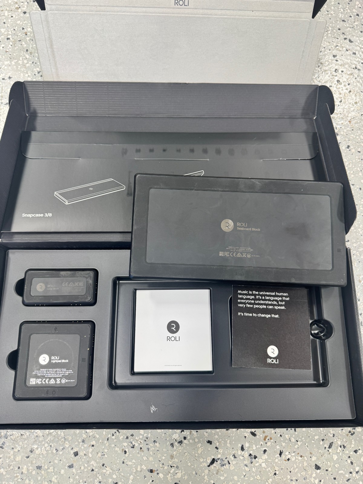 ROLI Songmaker Kit - Seaboard Block, Live Block, Lightpad Block M, Snapcase