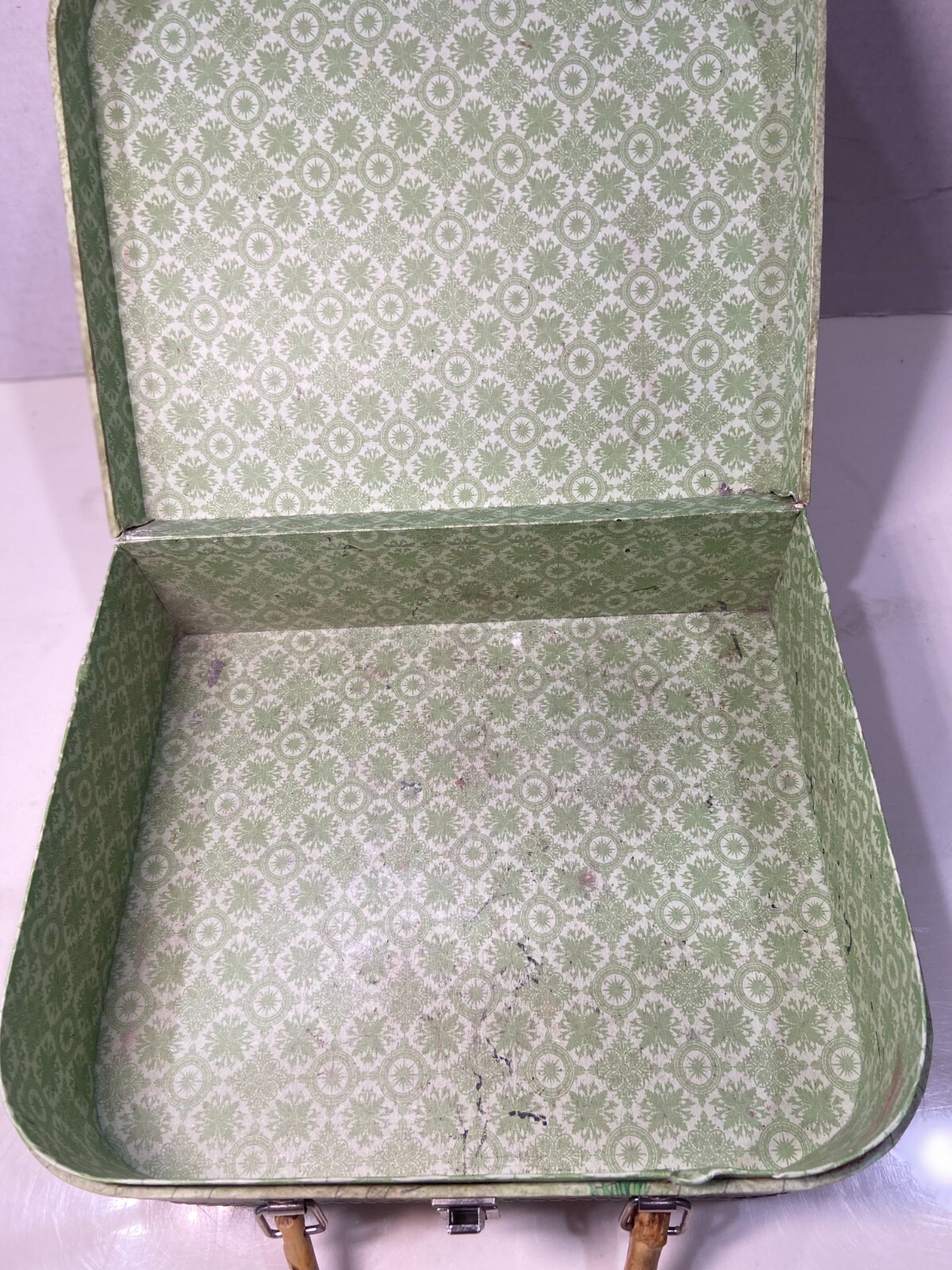 Storage/Purse Heavy Cardboard Bamboo Handle 4x9x11"