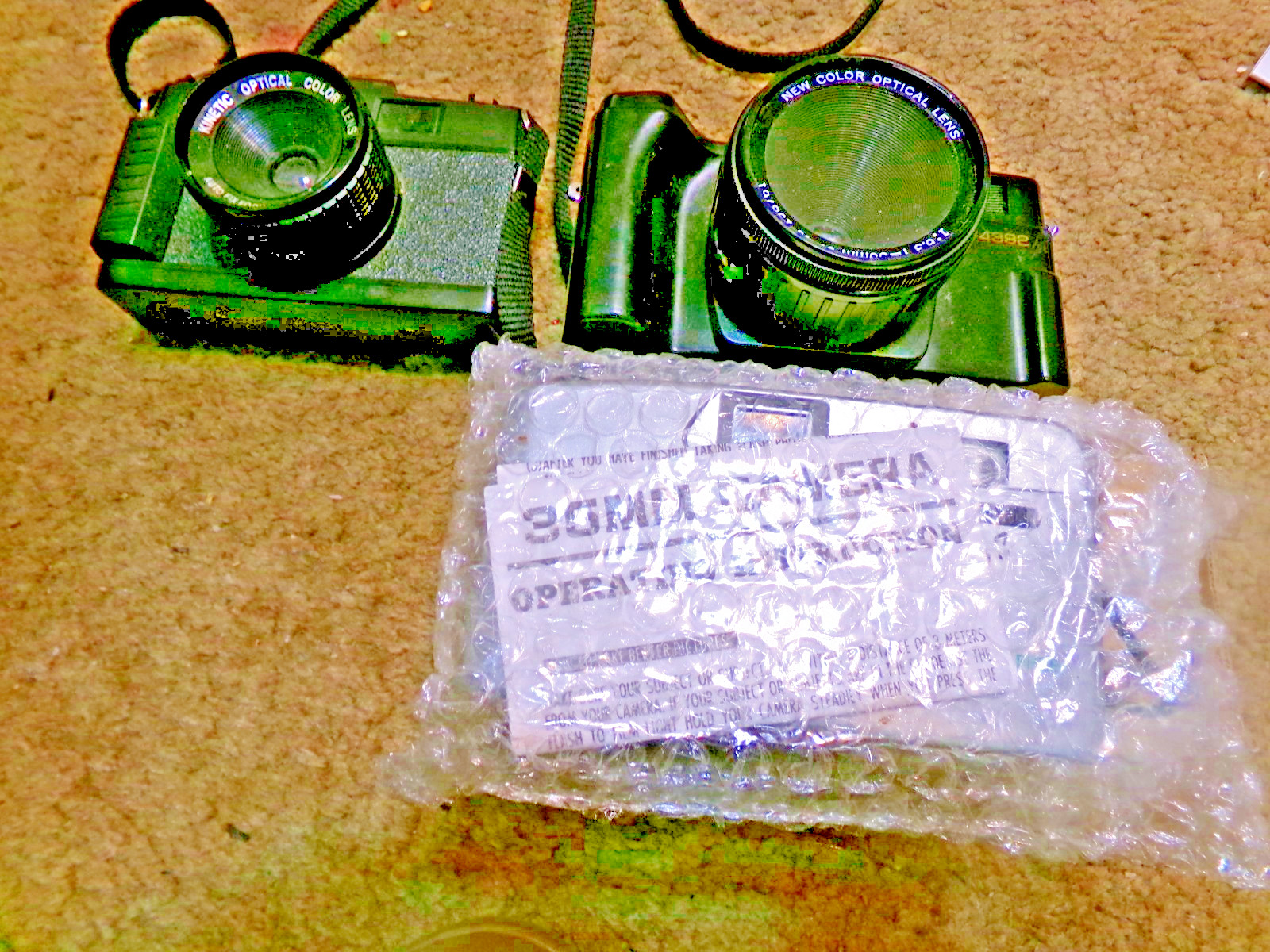 VINTAGETIC CAMERAS 2- VIVATAR KIMETIC UNBRANDE UNTESTED