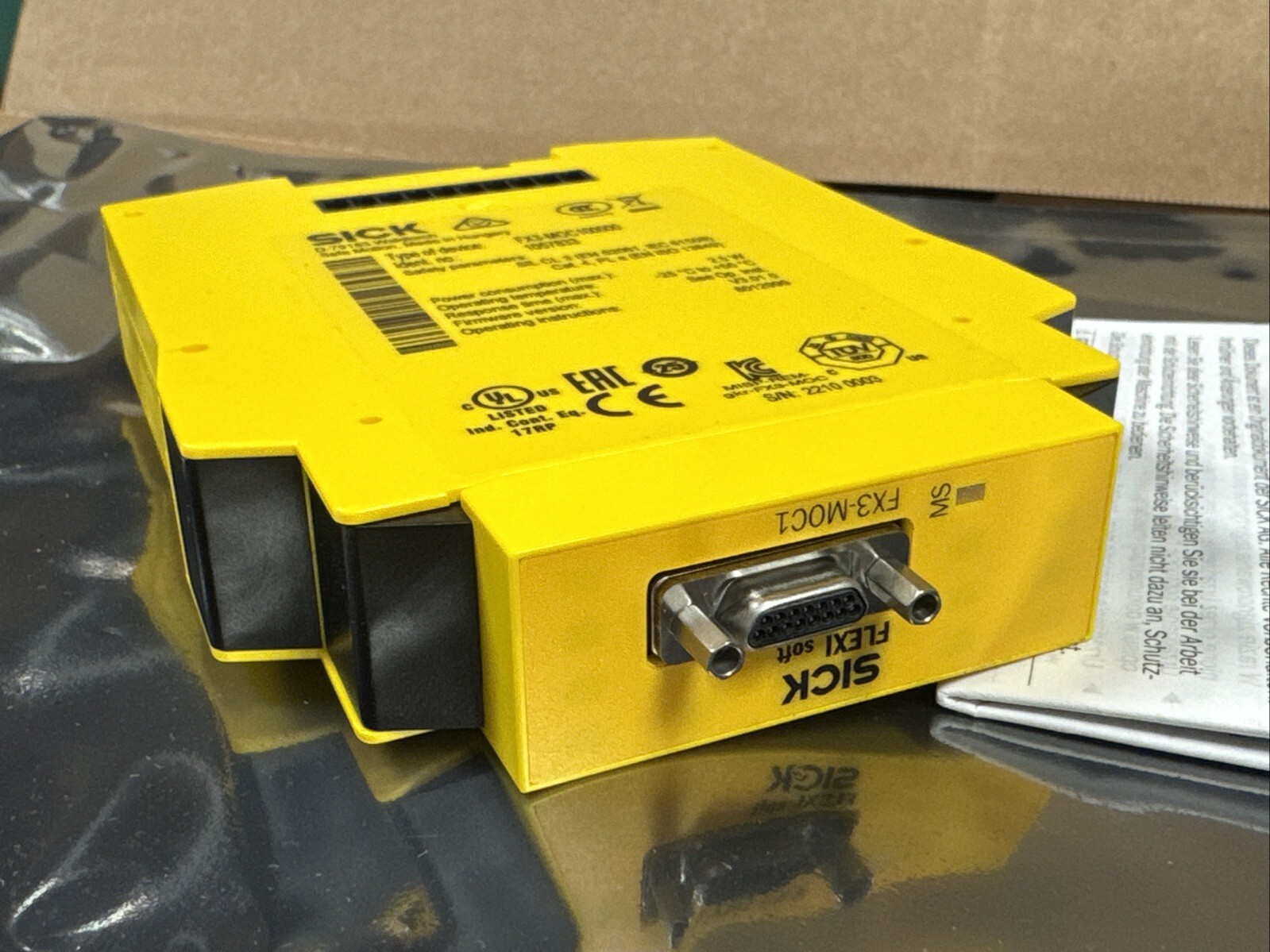 NEW Sick 1057833 FX3-MOC100000 Flexi Soft Safety Controller FX3-MOC1 FAST SHIP