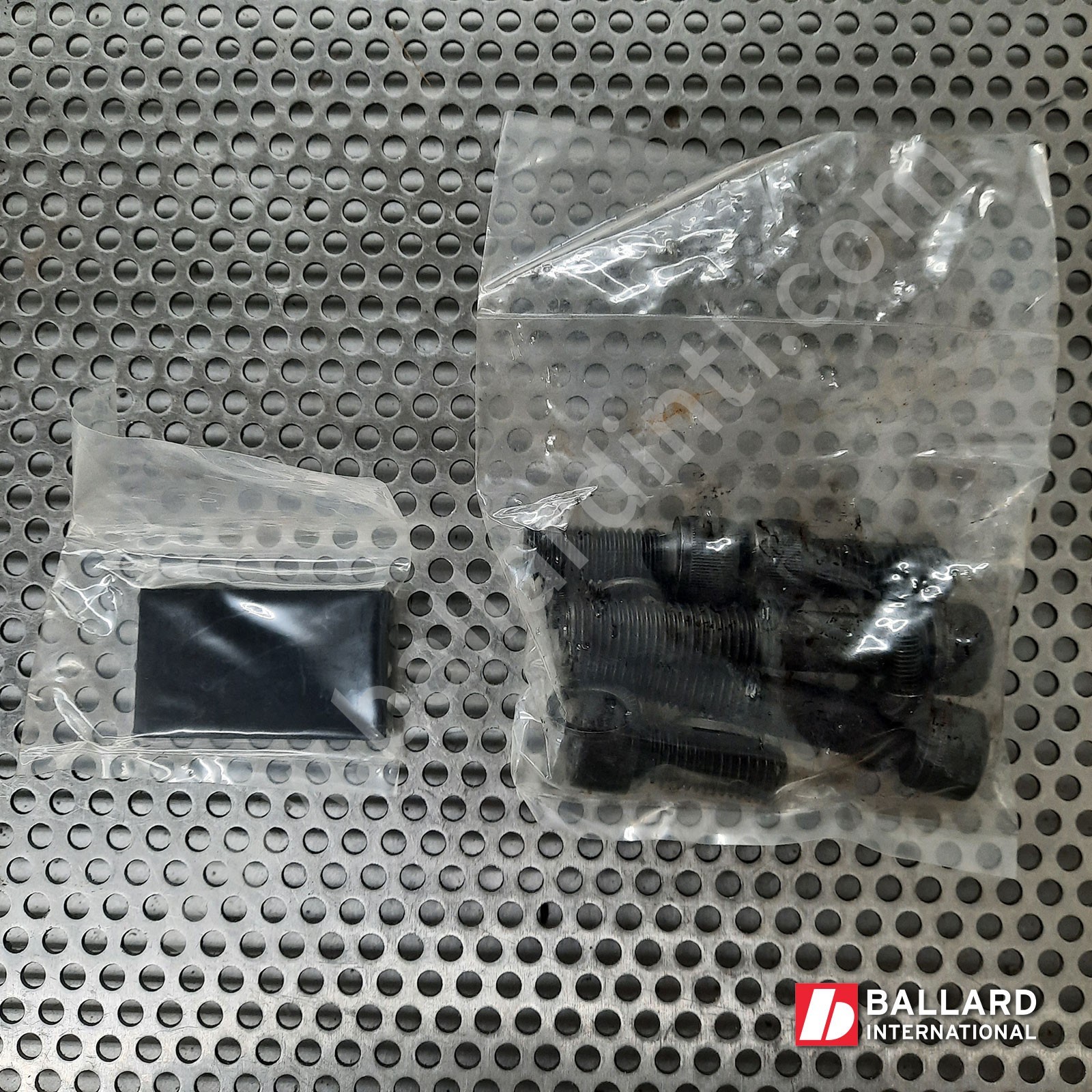 FANUC A05B-1328-J035 Axis Bracket