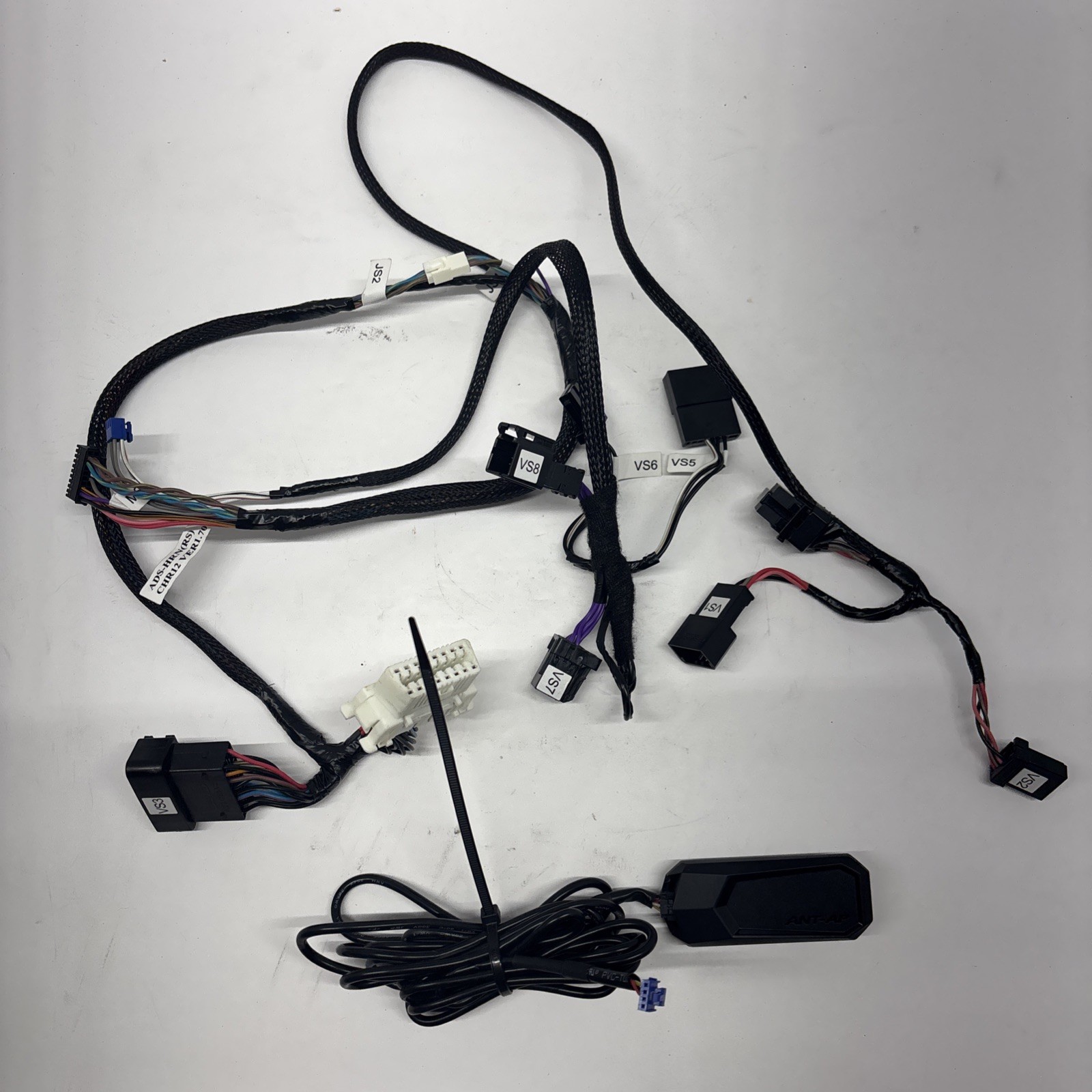 iDatalink Ads-hrn(rs) Chr12 Harness With Antenna