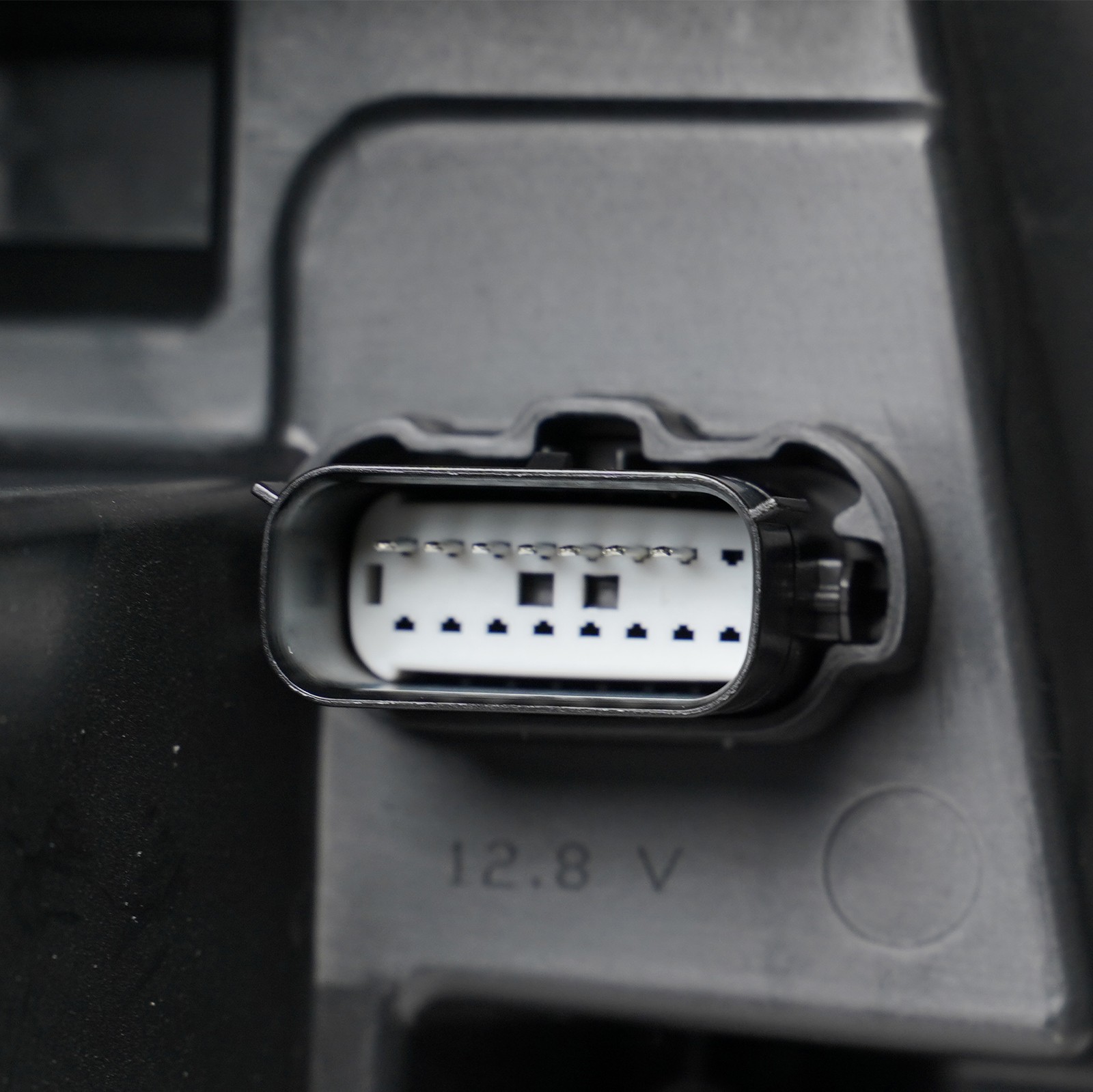For 2018-2019 Ford Expedition LED Headlight Plating Projector Cover Left Driver