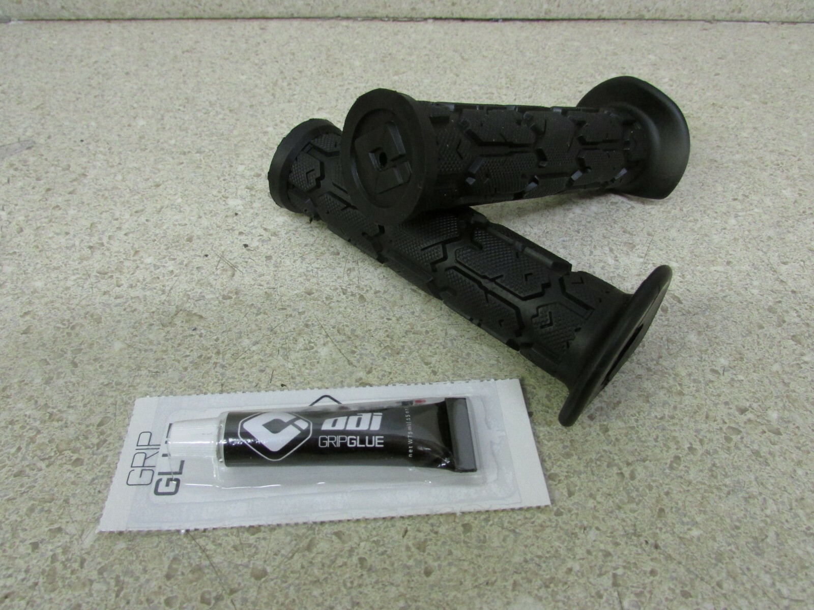 ODI BLACK ROGUE ATV GRIPS GLUE HONDA RANCHER RUBICON RINCON RECON FOREMAN TRX300