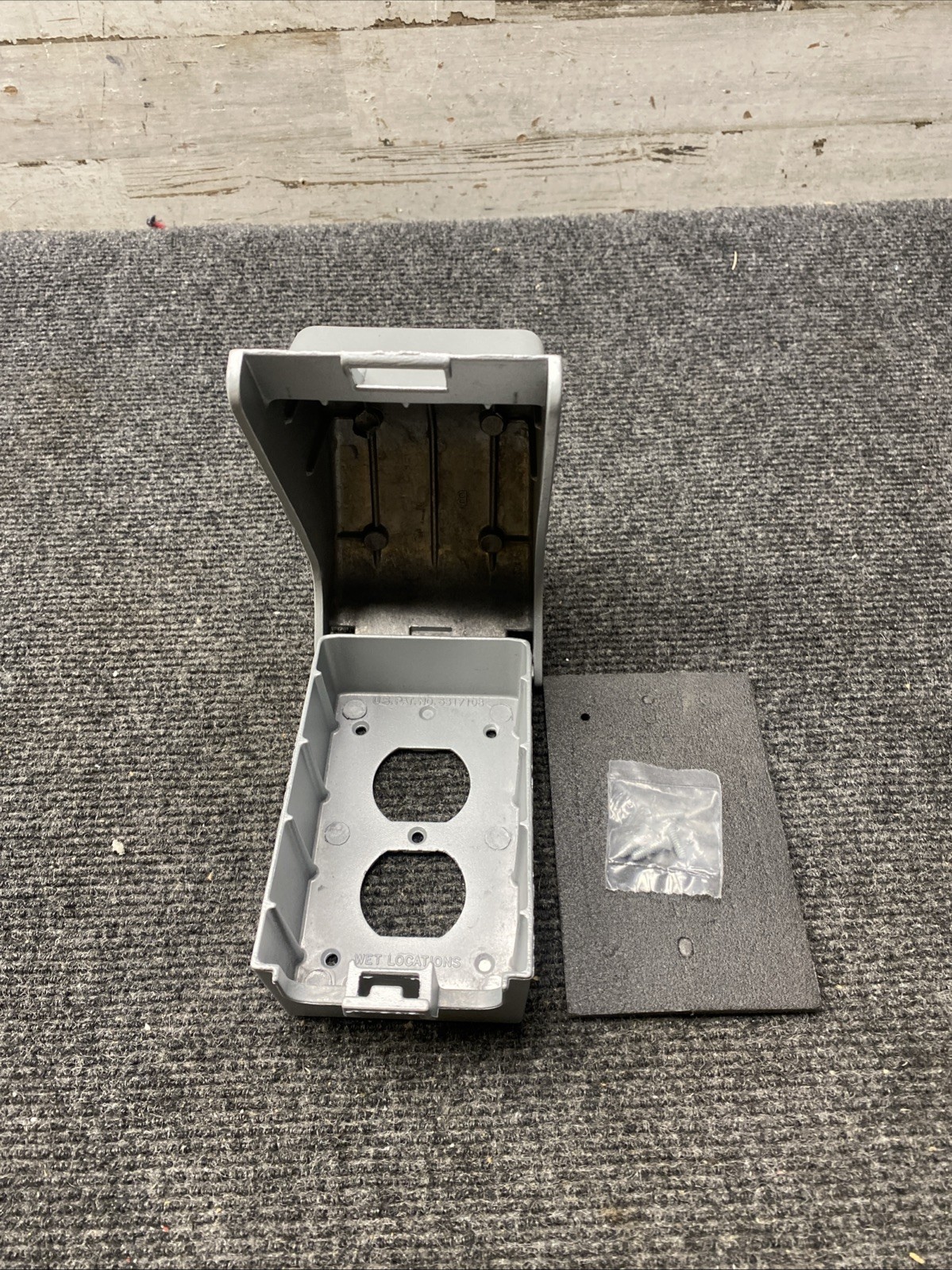 NOS Hubbell WP8M Weatherproof
